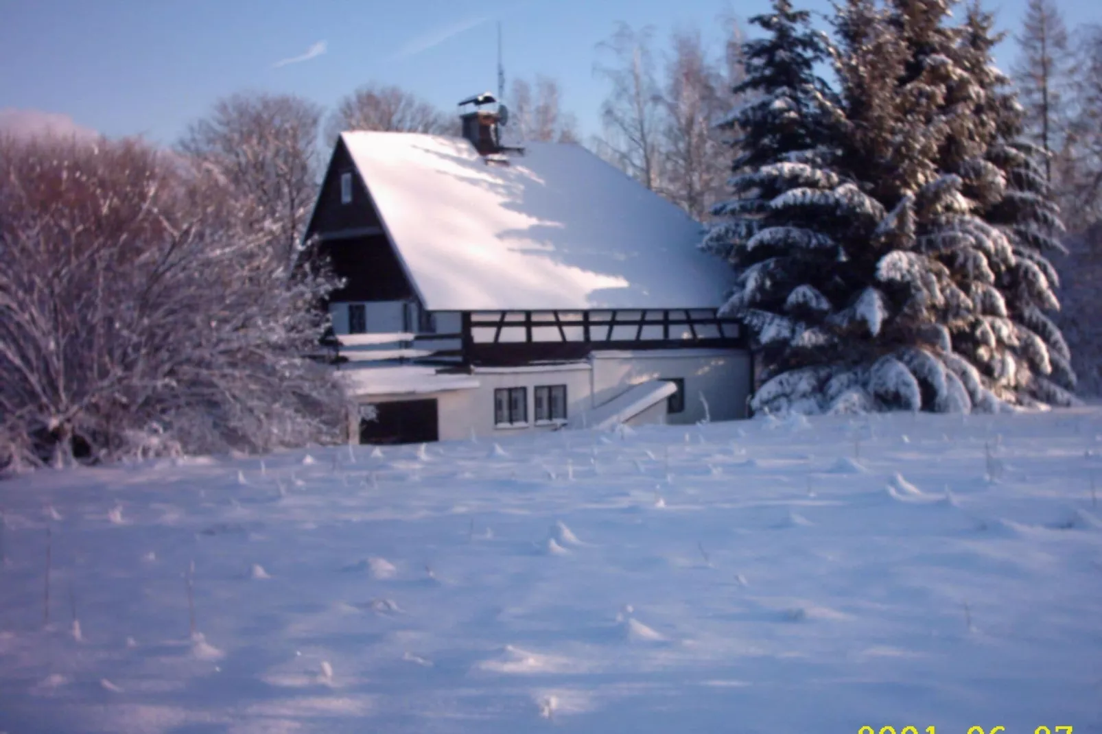 Ferienhaus Anna-Exterieur winter