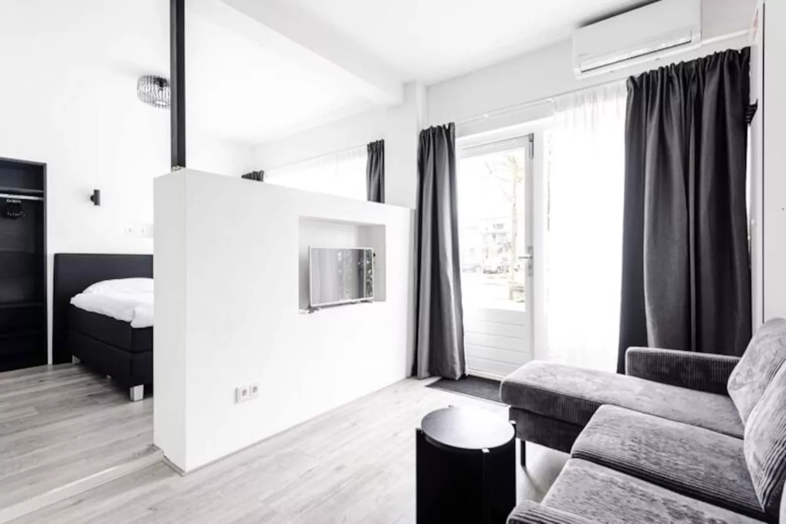 Kings Square Studio Apartment