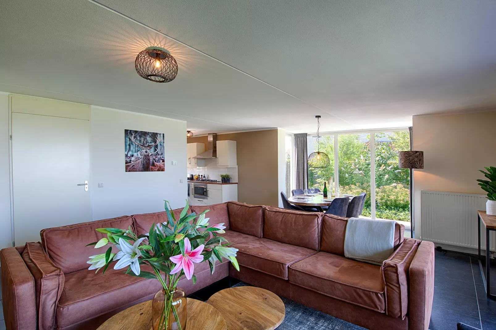 Waterwoning 2-6 persoons-Woonkamer