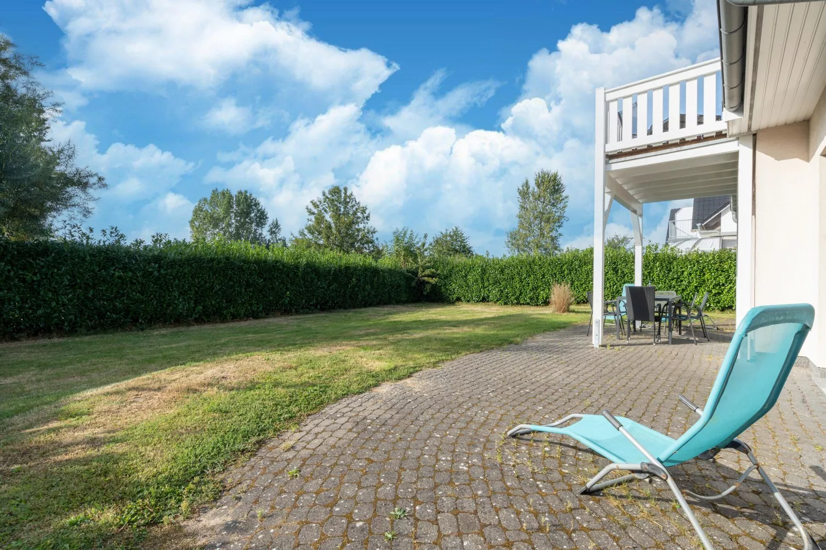 Minihus - Erdgeschoss mit Terrasse-Tuinen zomer