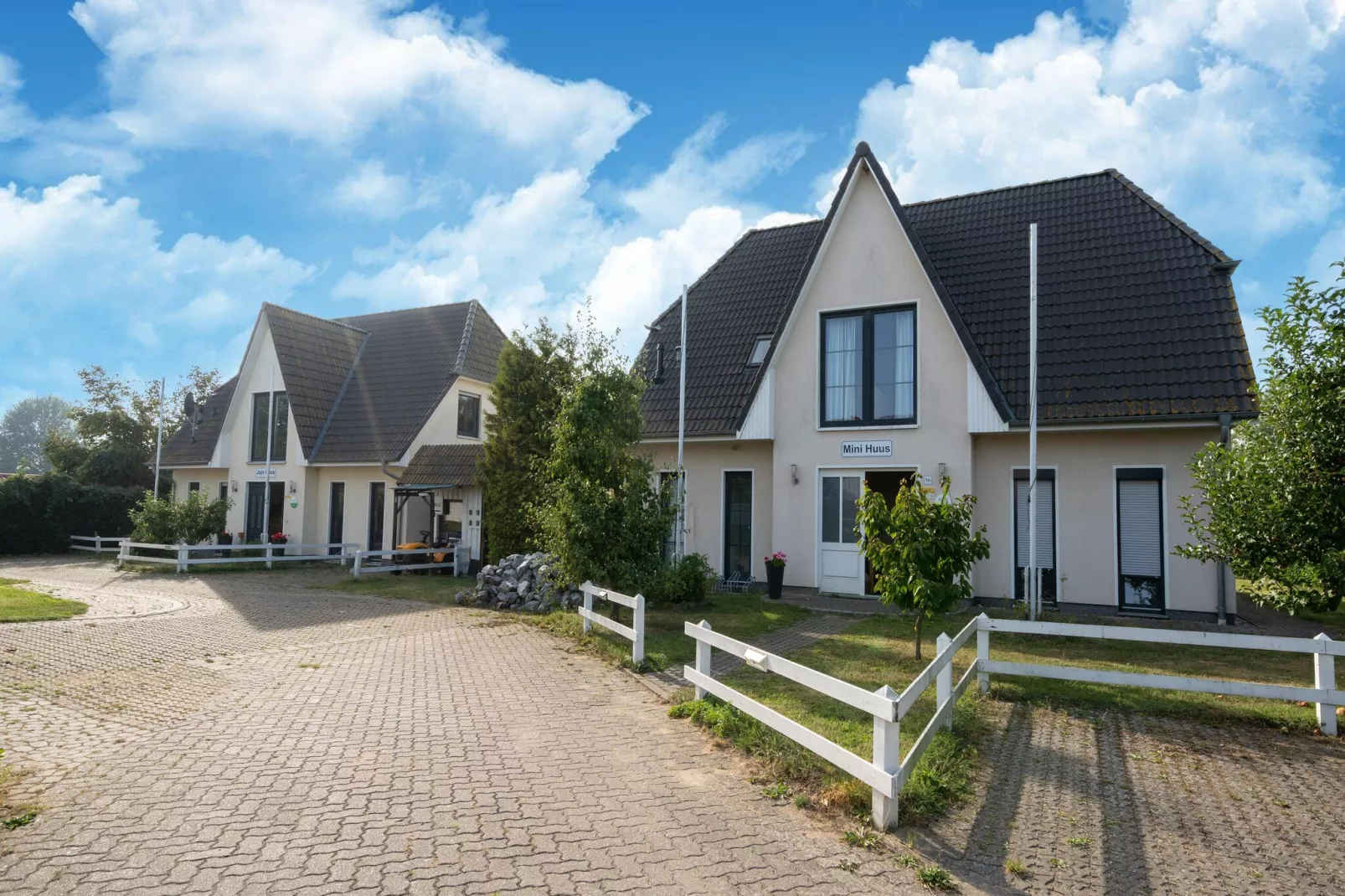 Minihus - Erdgeschoss mit Terrasse-Gebieden zomer 1km