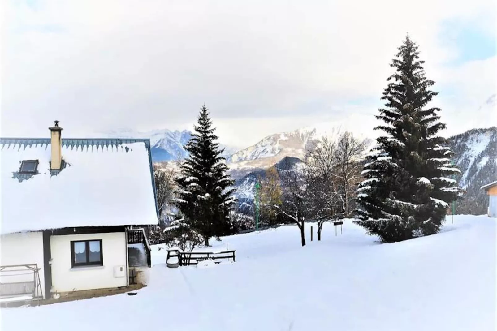 Chalet Genepy