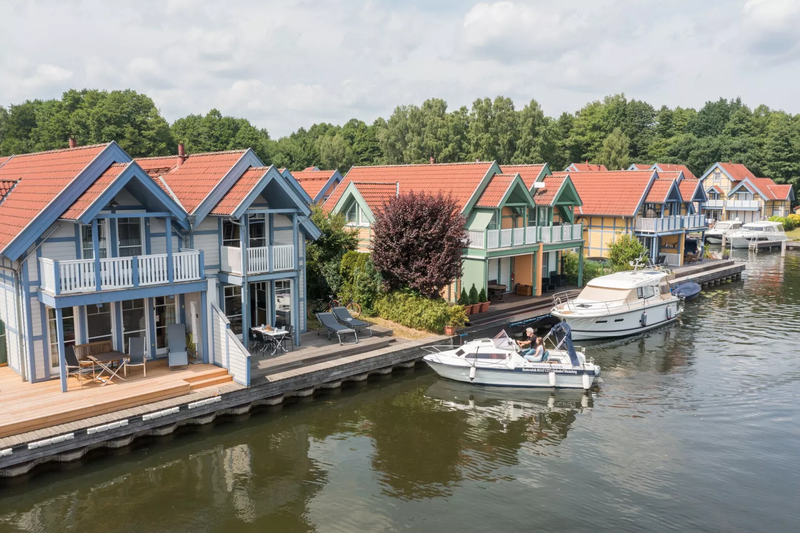 Hafendorf Rheinsberg 2-Buitenkant zomer