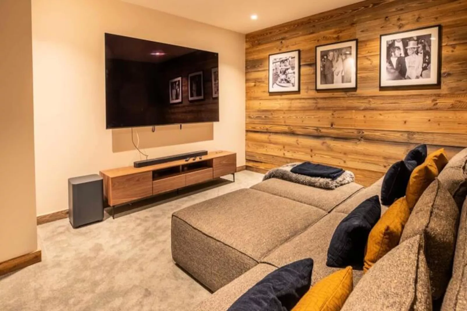 Chalet Yolo-piscine Intérieure Spa Et Services