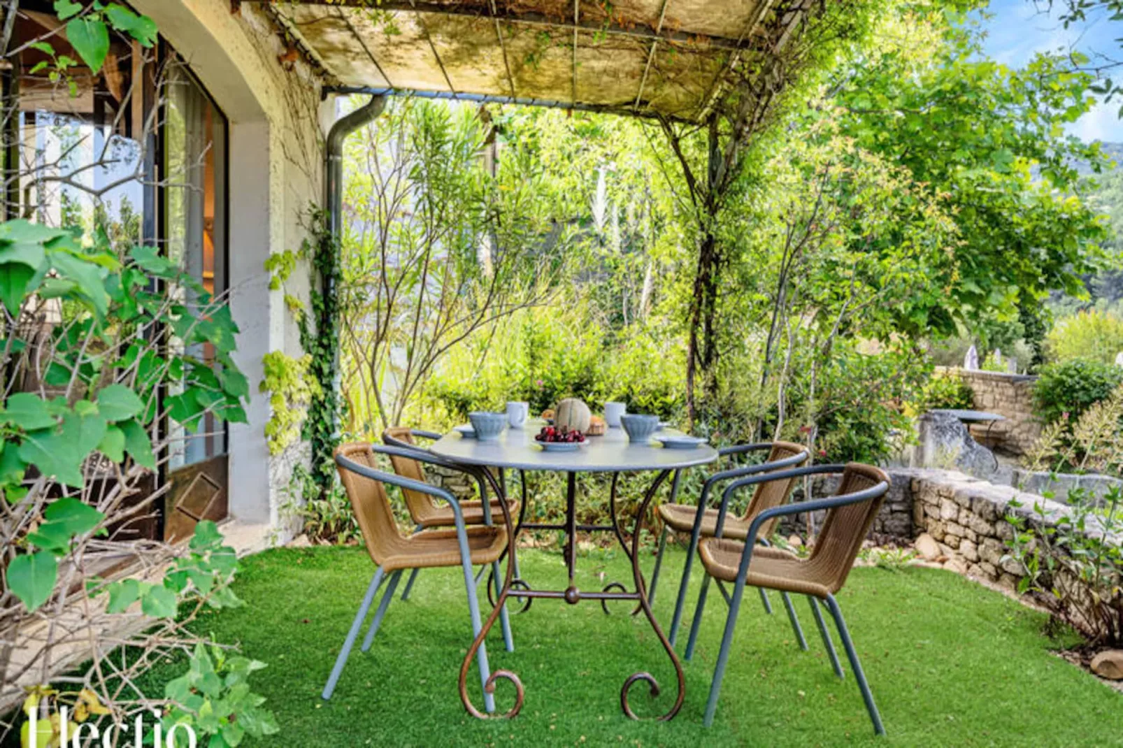 Loggia 5 Rosier | R&eacute;sidence Les Petitons