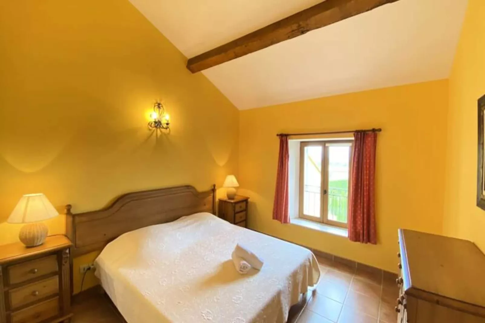 04b8 : Beau T3 Au Coeur Des Lavandes - Piscine-Niet-getagd