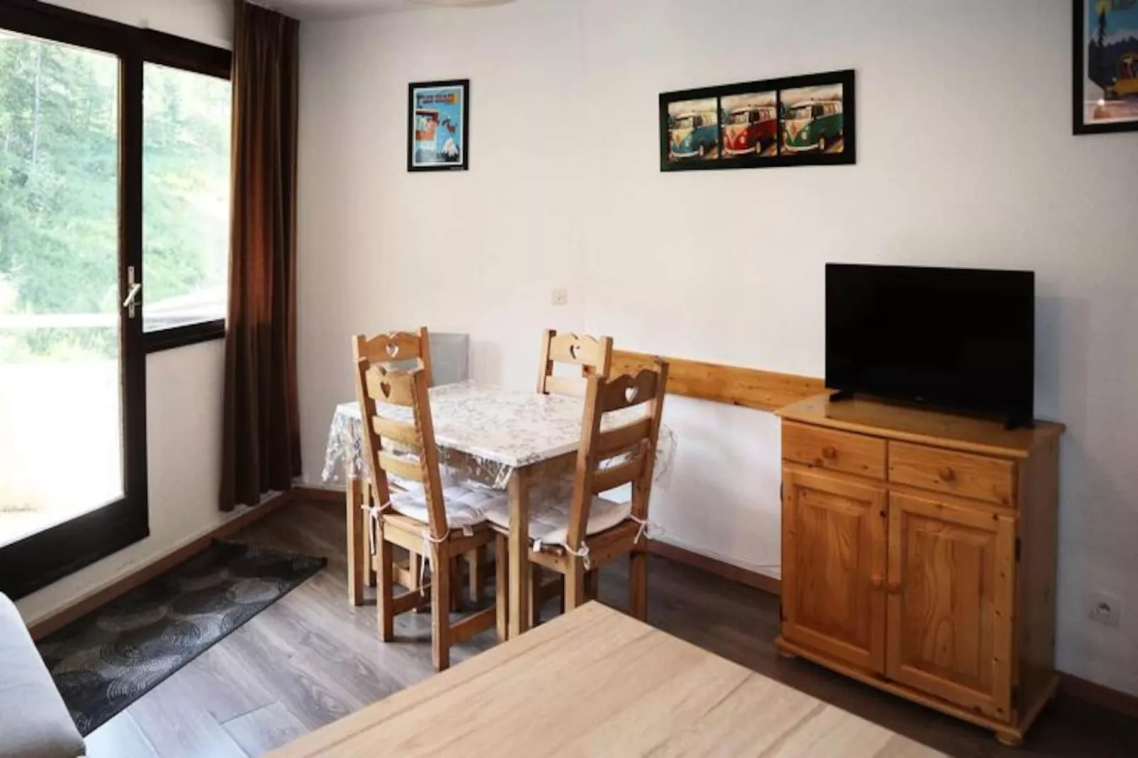 Résidence Balcon Orres-Niet-getagd