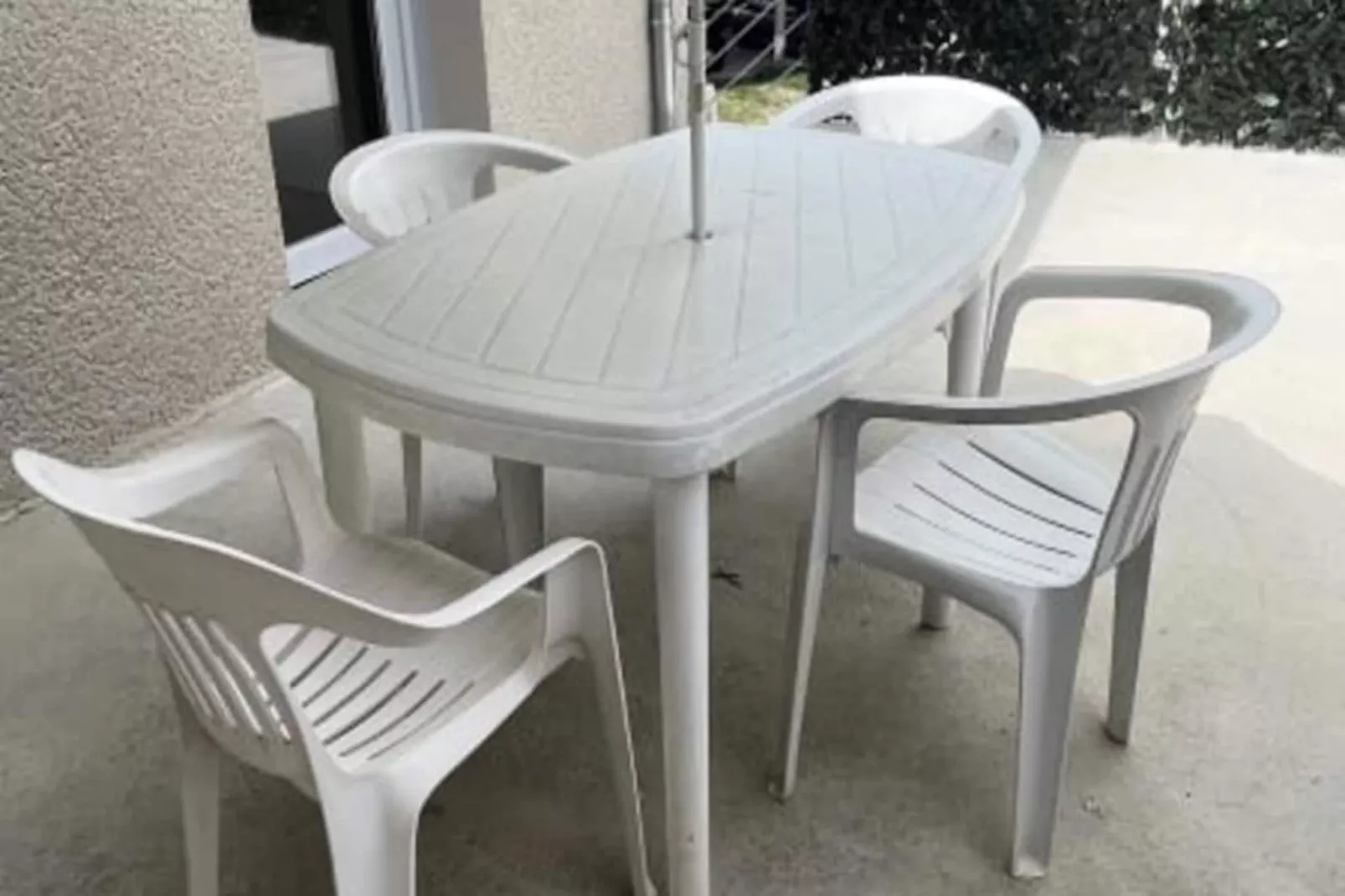 Résidence Le Lac Bleu Appt / Terr / Plage Priv&eacute;e Lac-Niet-getagd