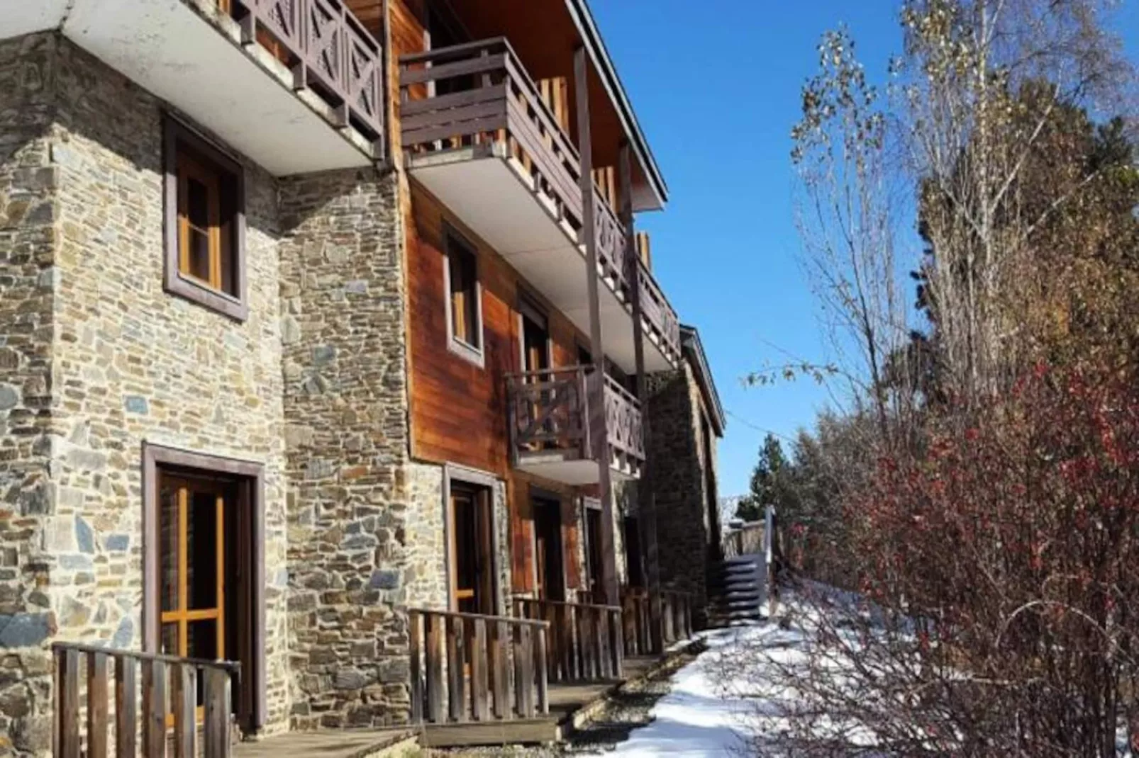 VVF Résidence Les Angles Pyrénées-Niet-getagd