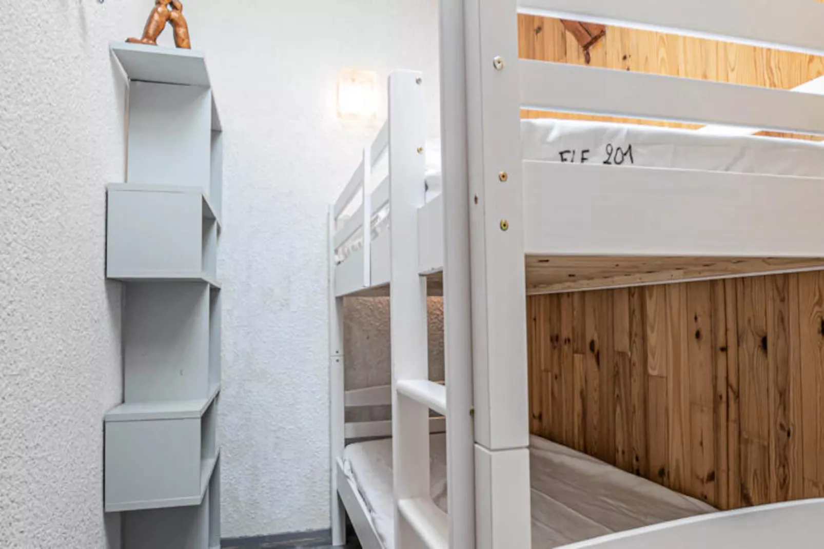 Résidence Fleurs-Niet-getagd