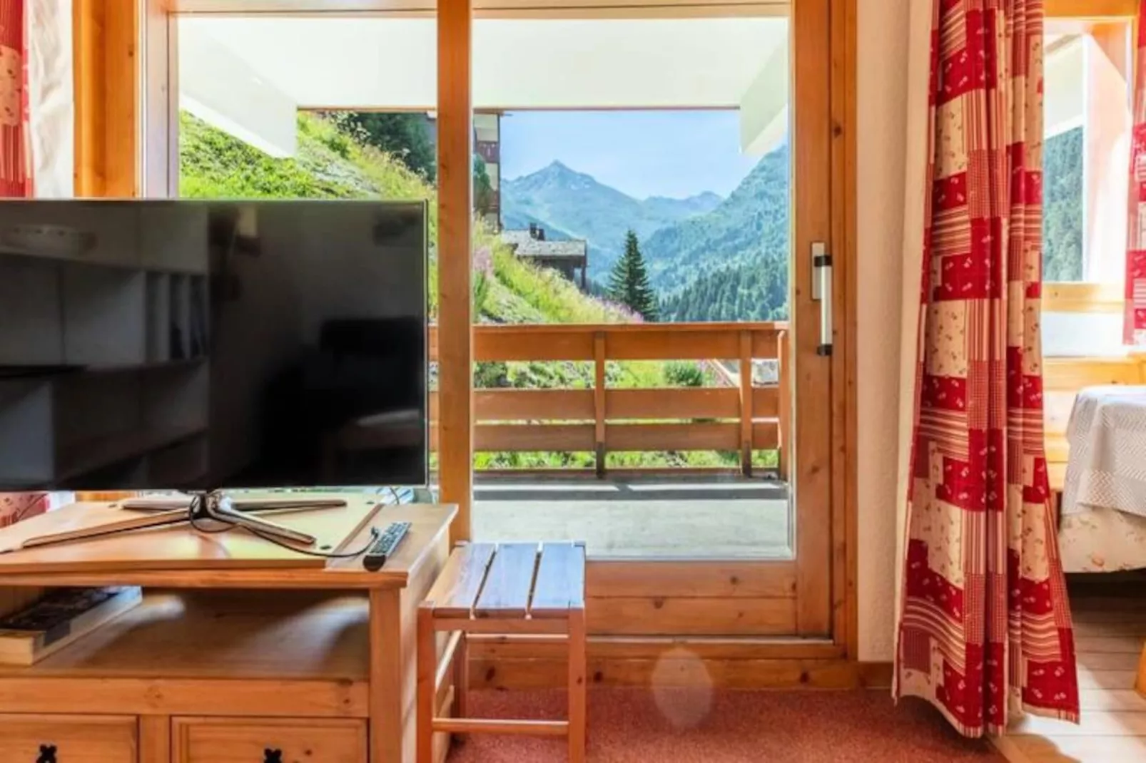 Sherpa 11 Sur Le Front De Neige De Mottaret-Niet-getagd