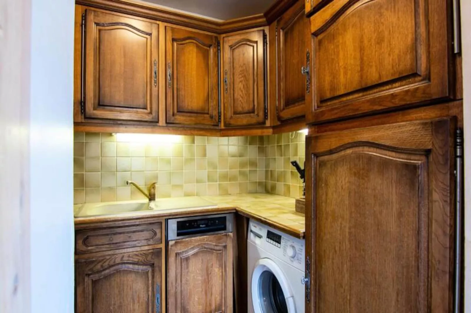 Résidence Reine Blanche-Niet-getagd