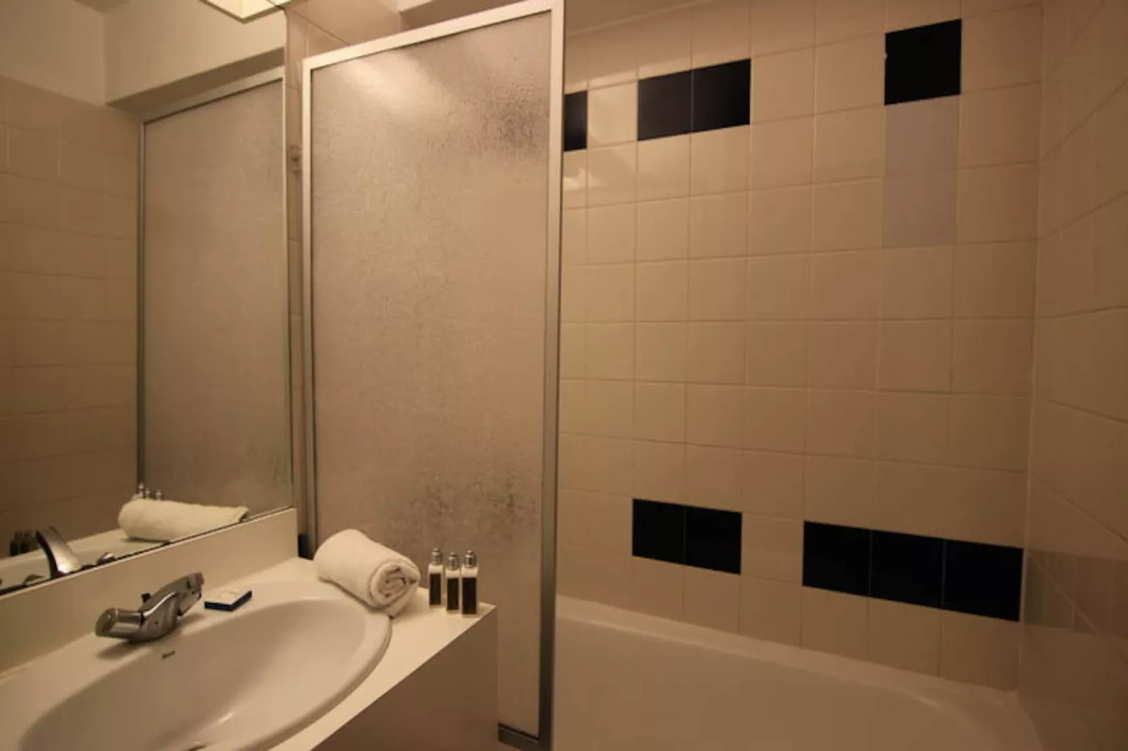 Résidence Reine Blanche-Niet-getagd