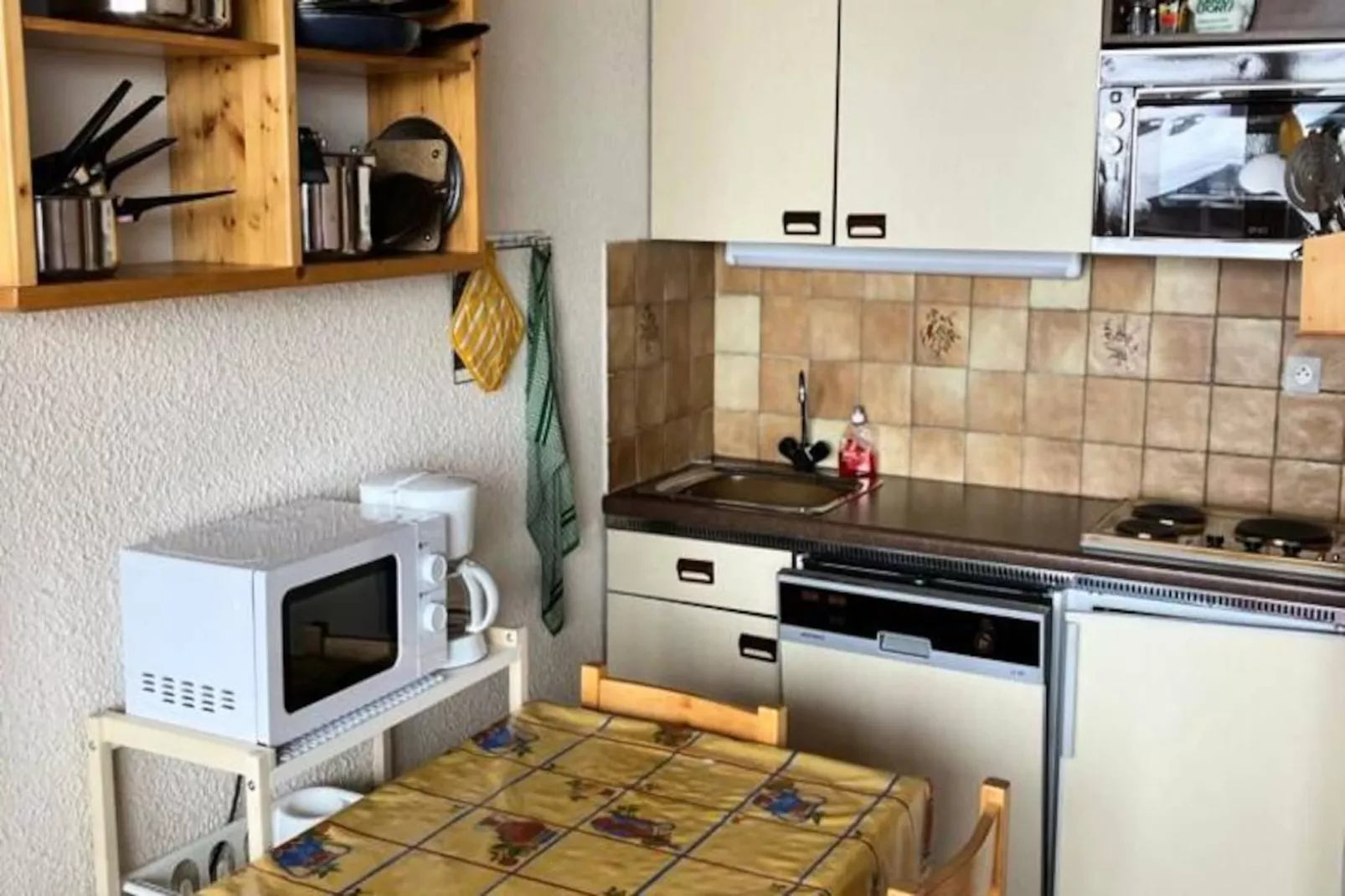 Résidence Eterlous-Niet-getagd