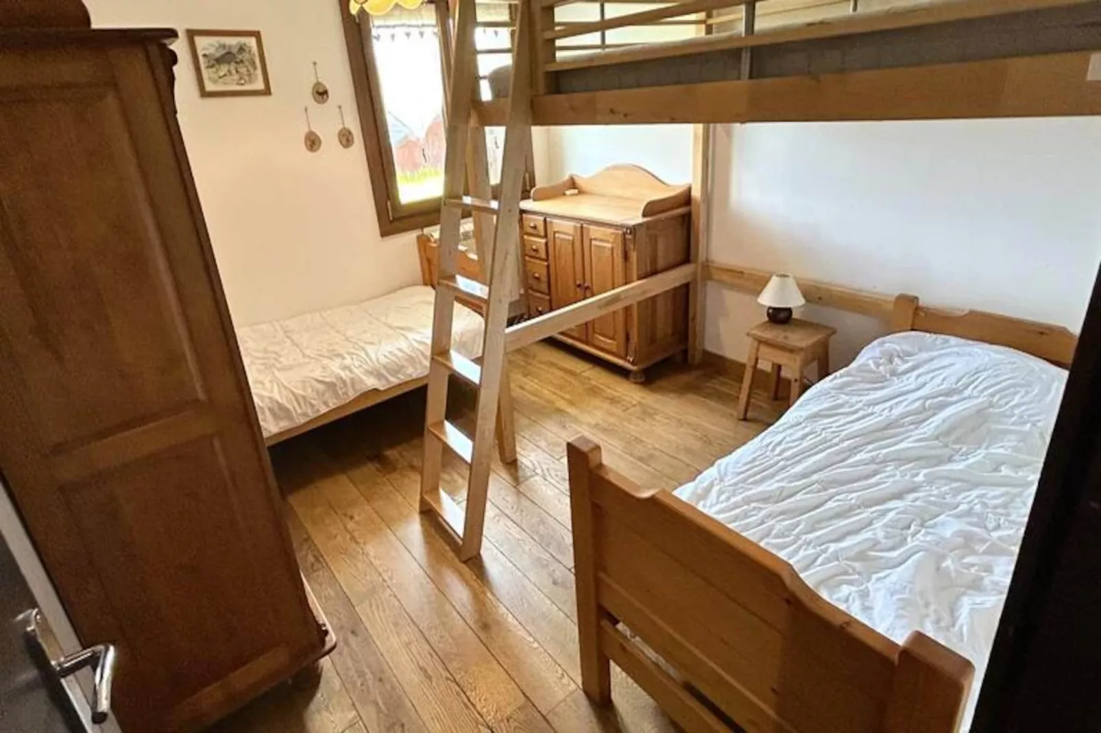 Résidence CÎmes-Niet-getagd