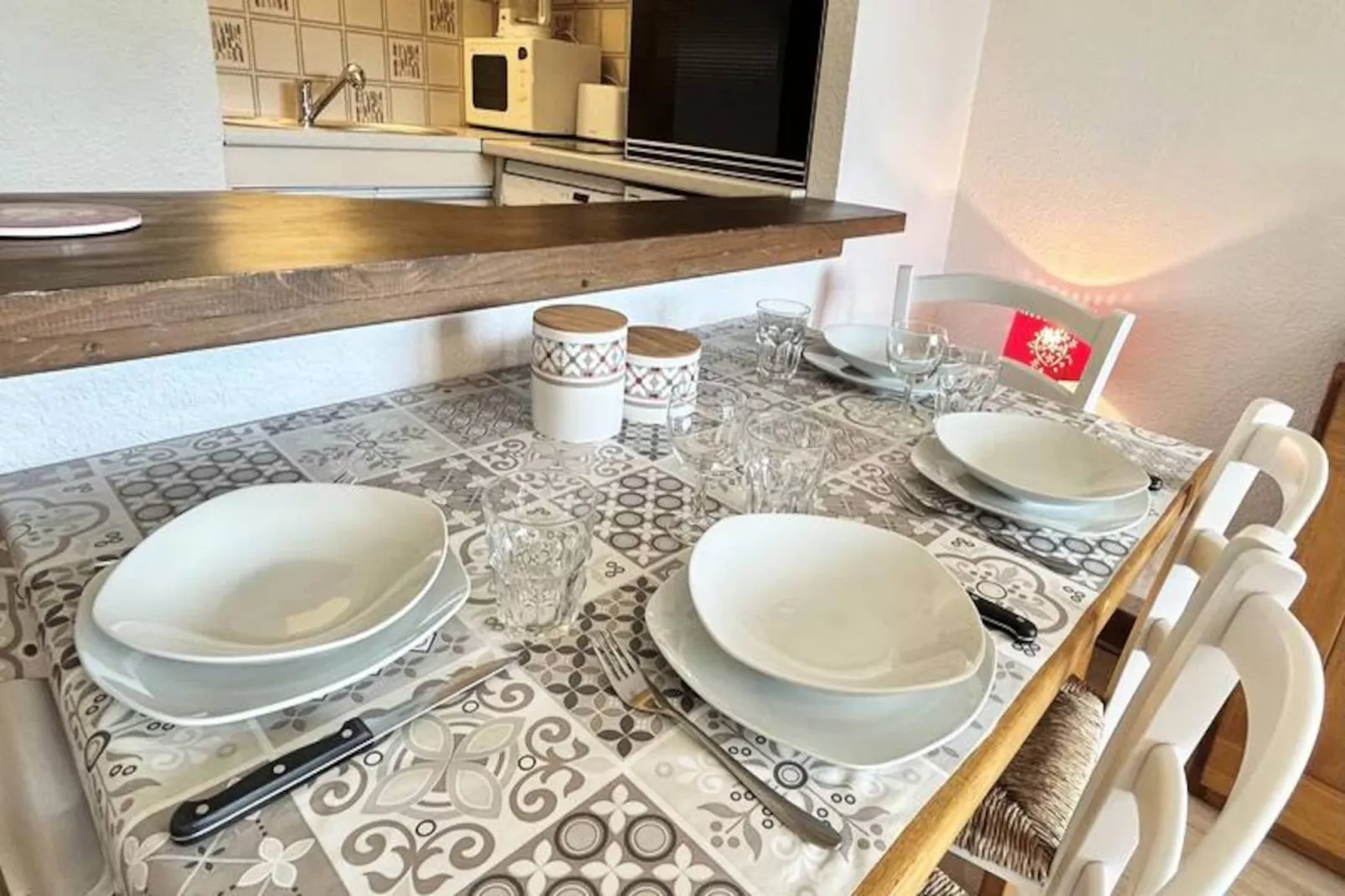 Résidence Riante Colline Du Bas - Armoise-Niet-getagd