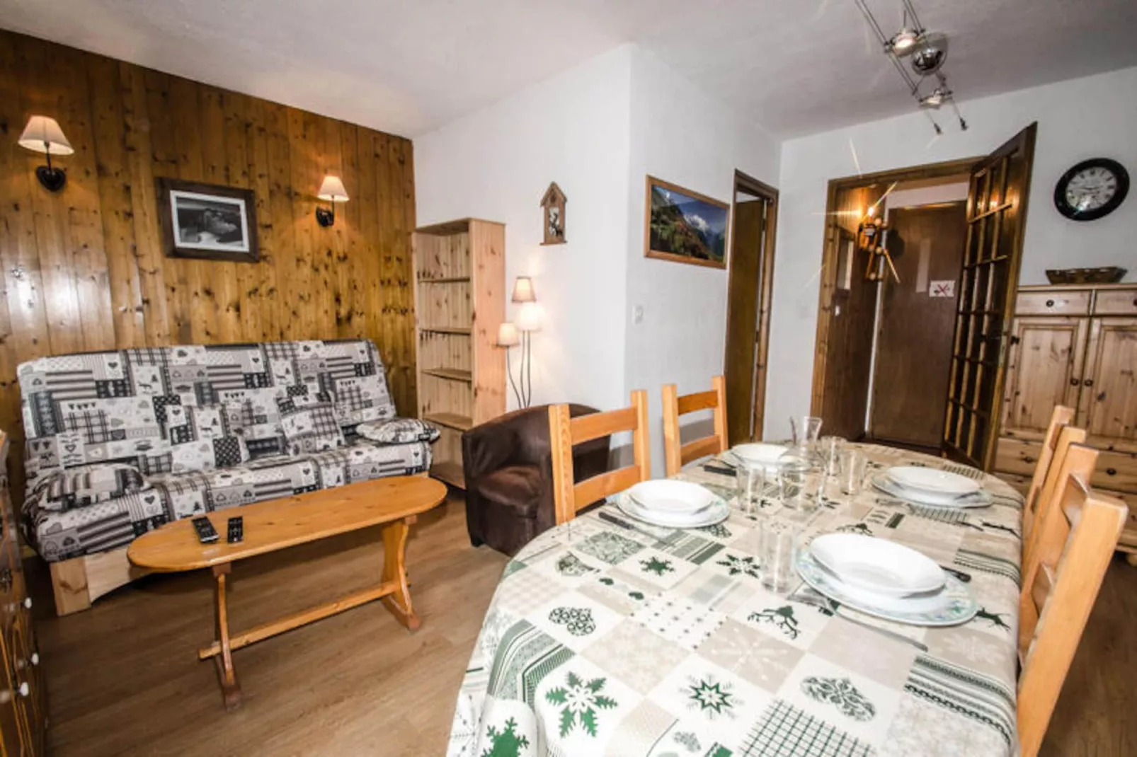 Résidence Choucas-Niet-getagd