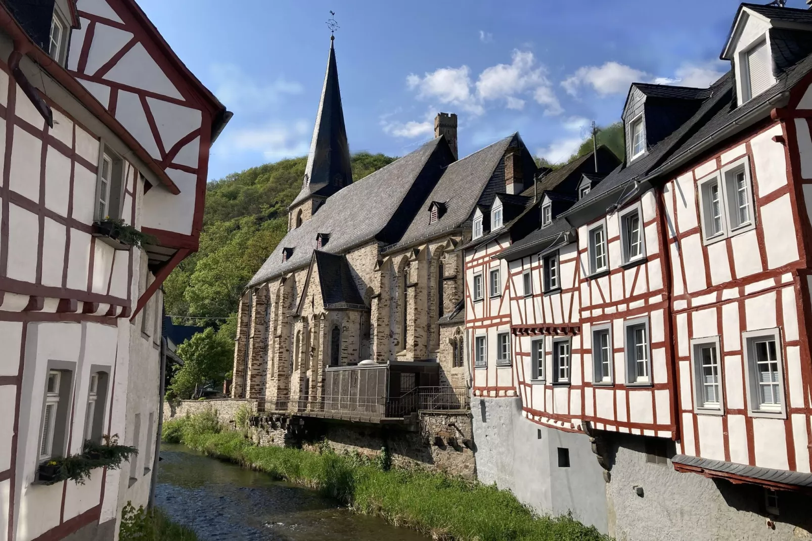 Ferienhaus Mimbach-Gebieden zomer 5km