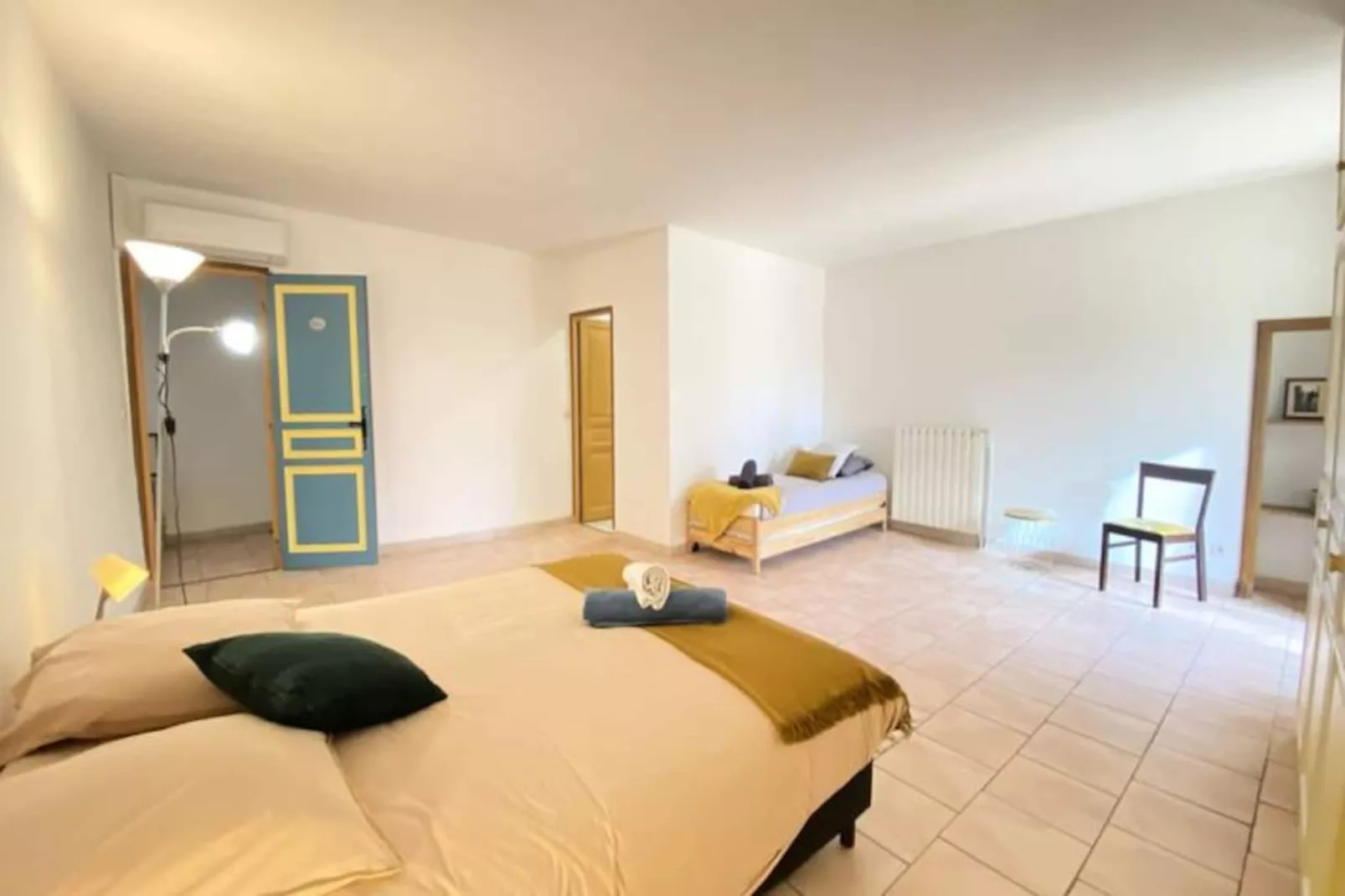 84b7 - Logement Dans Mas De Charme Du Xviii&egrave;me Si&egrave;cle-Niet-getagd