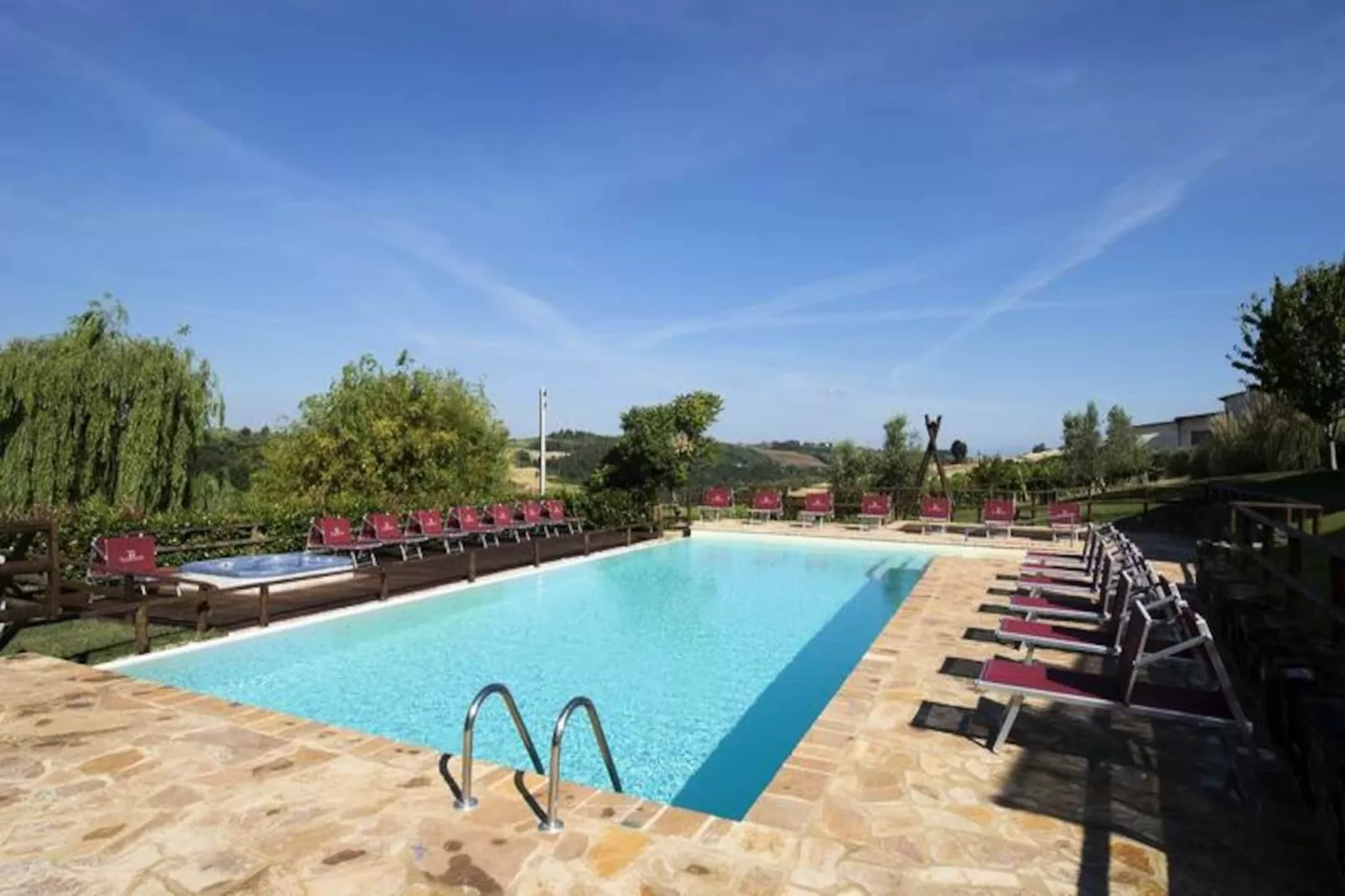 Résidence Borgo Filicardo-Niet-getagd