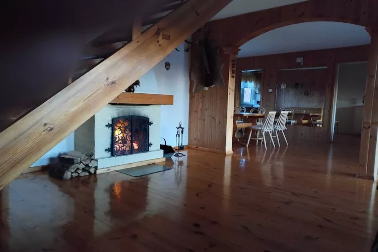 Dom wakacyjny w Szymbarku dla max 8 osób-Woonkamer