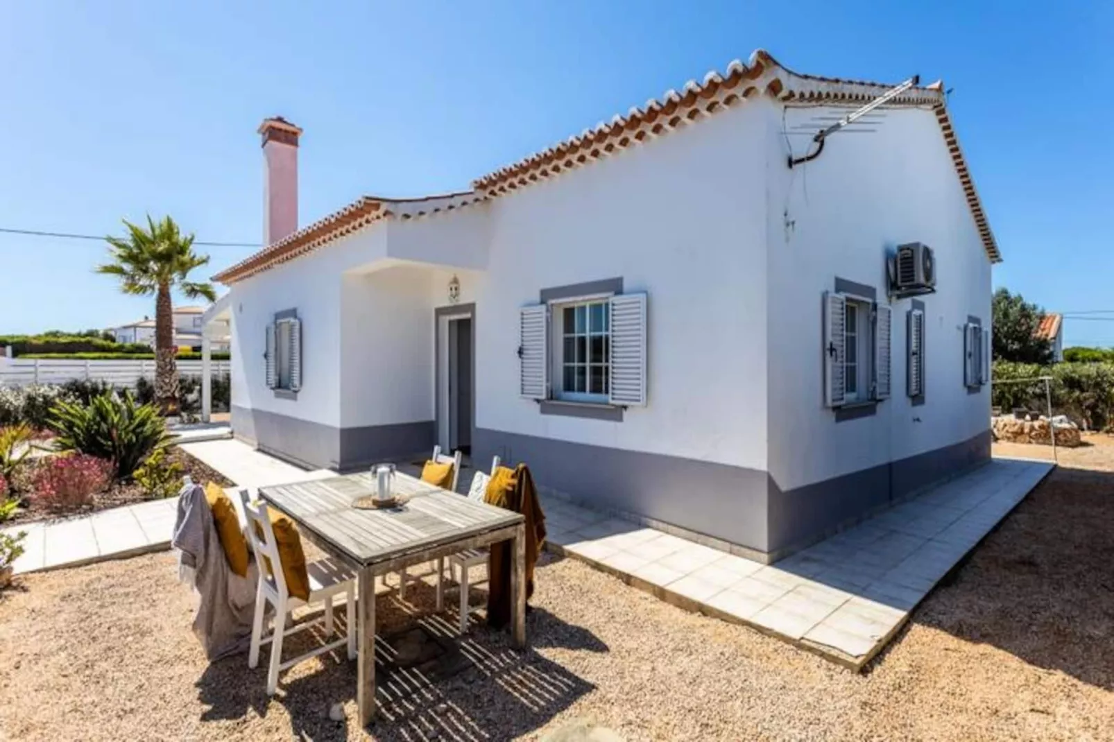 Olive House-Niet-getagd