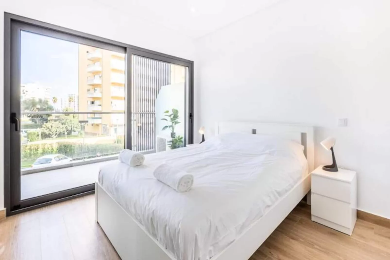 Monte Residence - The Sweet Escape-Niet-getagd