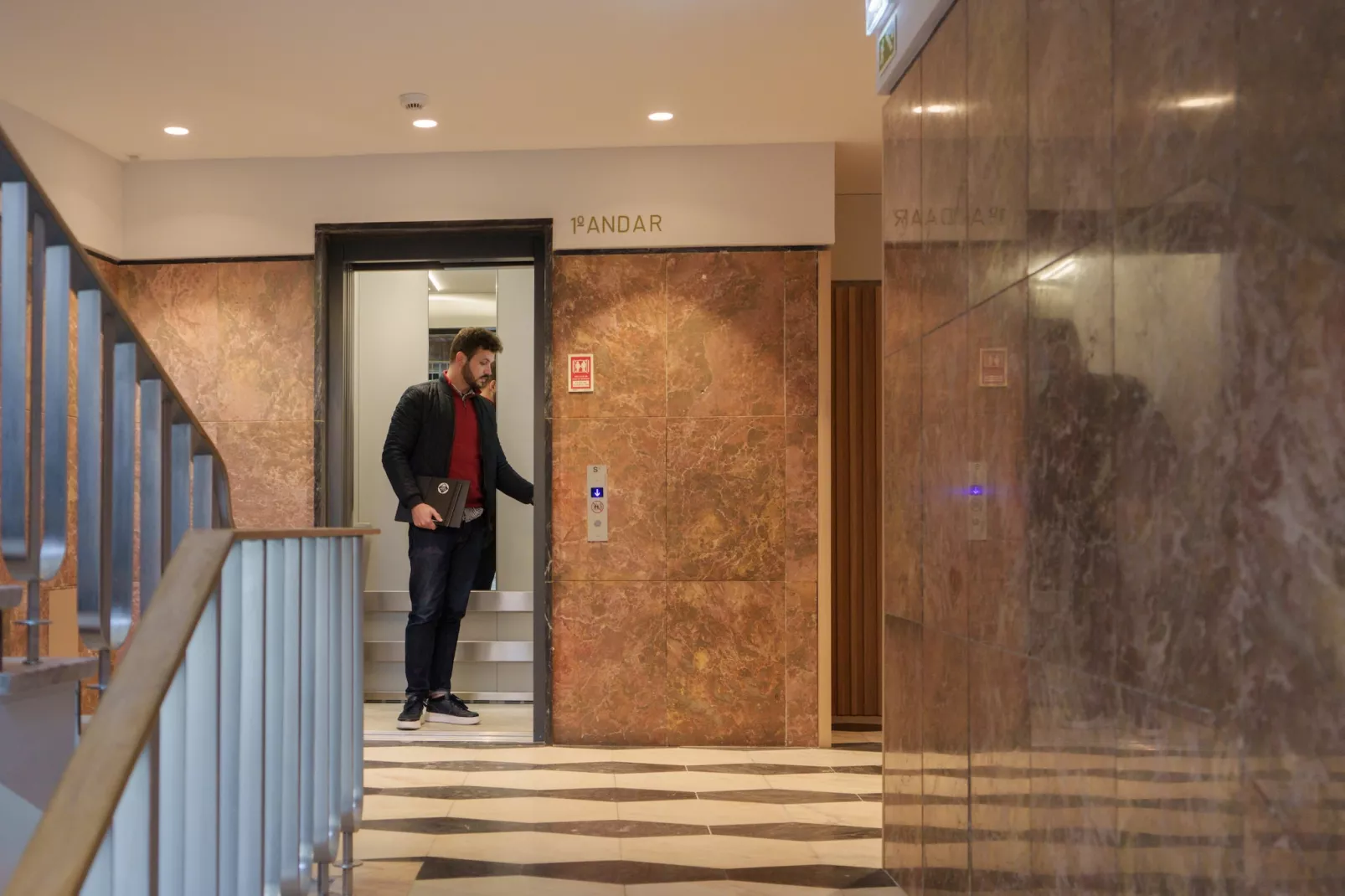 Feel Porto Firmeza Coworking & Flat 4.1-Hal-ontvangst