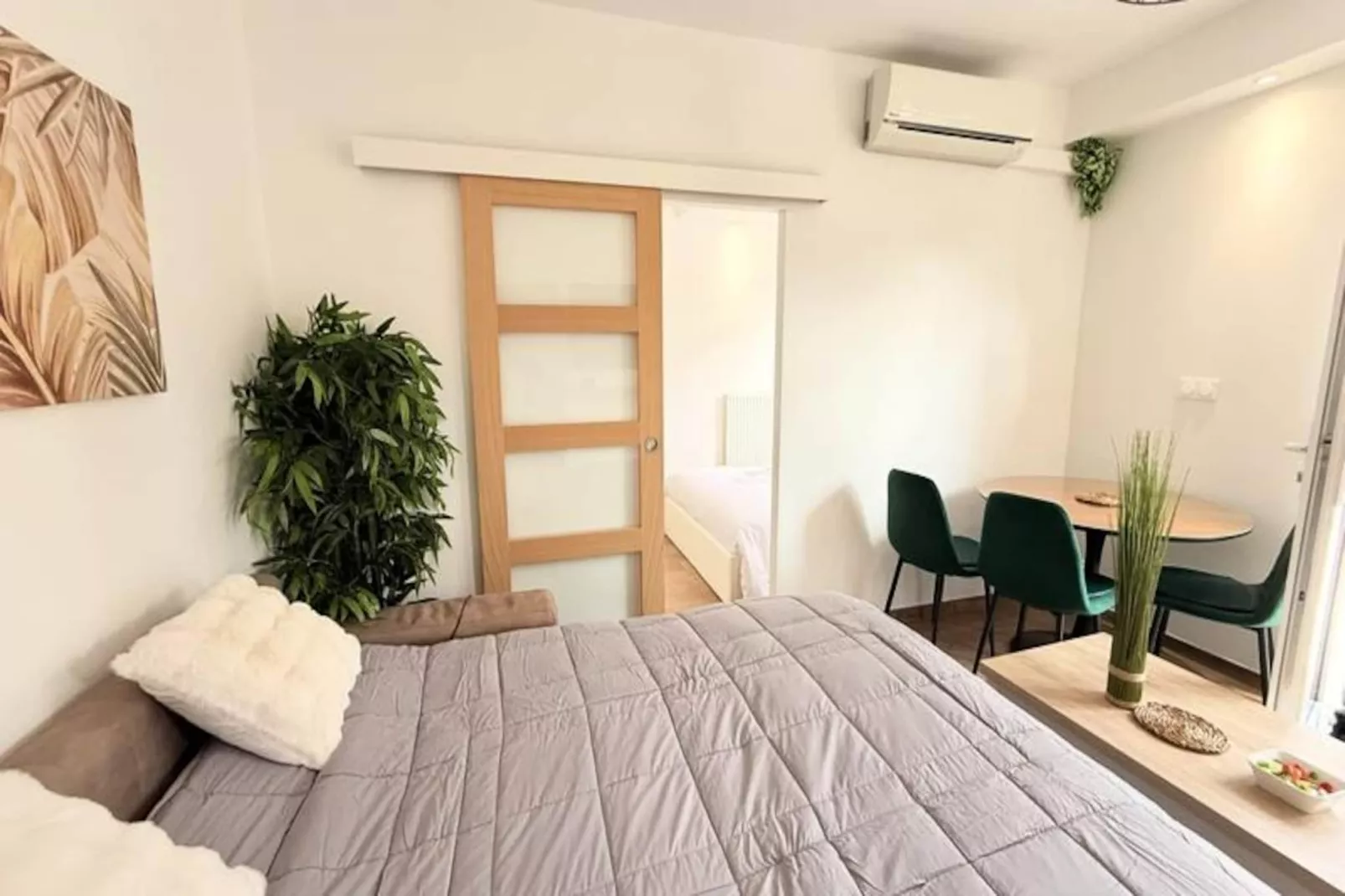 06cp - Beau T2 Super équipé Avec Terrasse-Niet-getagd