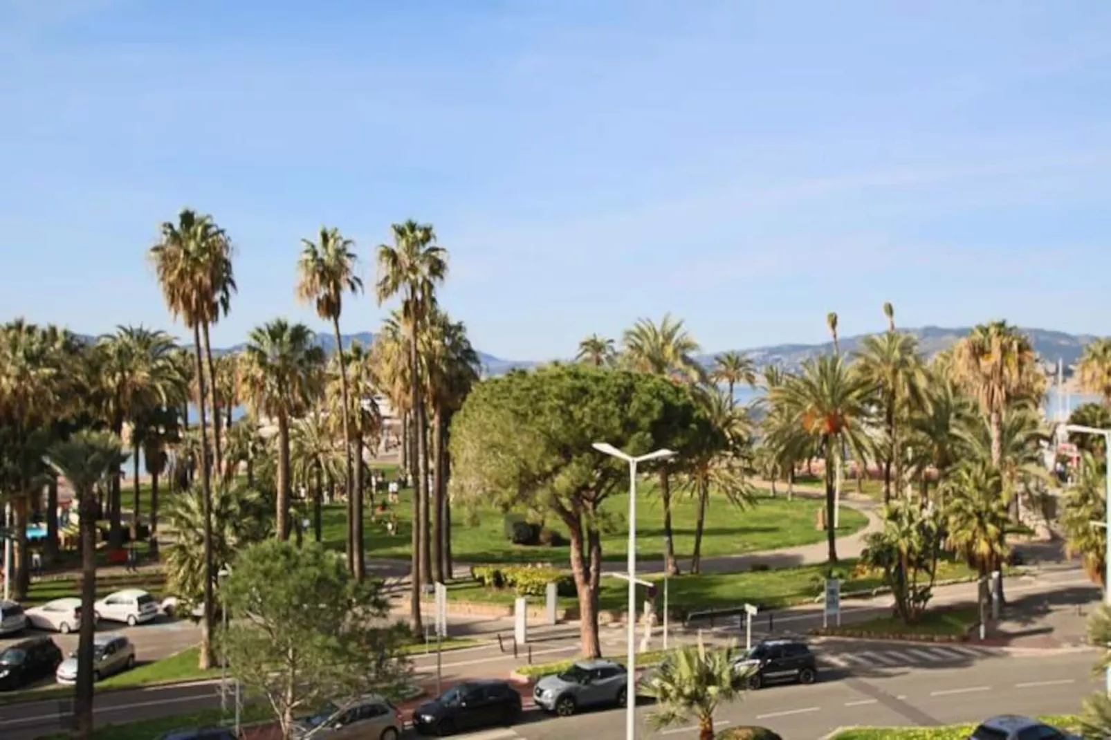 Résidence Appartement 3 Chambres En Suite De 105 M2 Sur Bld Croisette-Niet-getagd