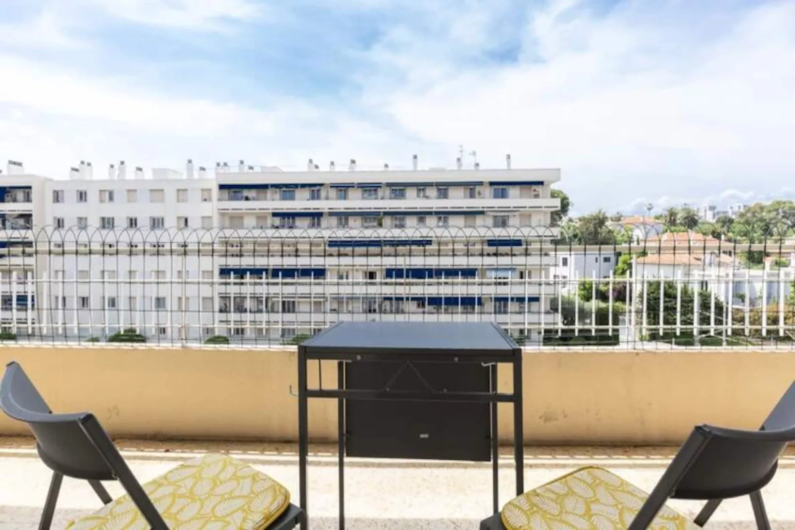 Résidence Centre D'antibes, Spacieux 3 Pi&egrave;ces Avec Terrasse Et Climatisation-Niet-getagd