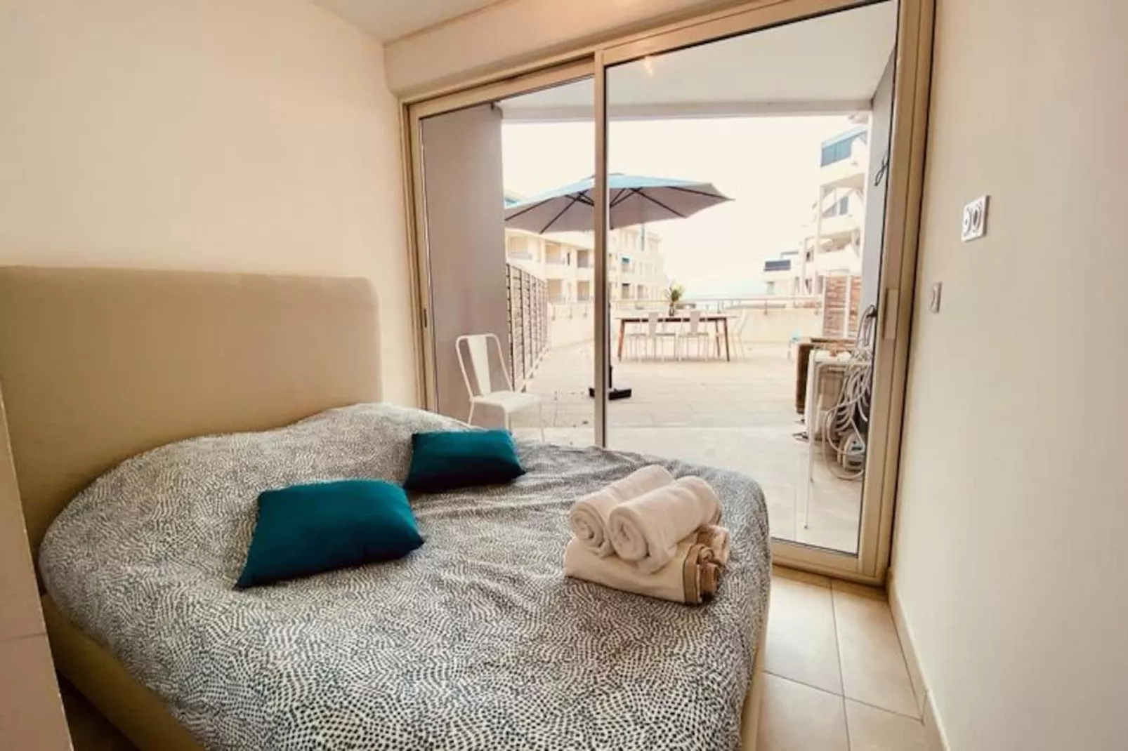 Résidence Terrasse Ensoleill&eacute;e : Appartement 1 Chambre 1 Cabine Vue Mer Terrasse-Niet-getagd