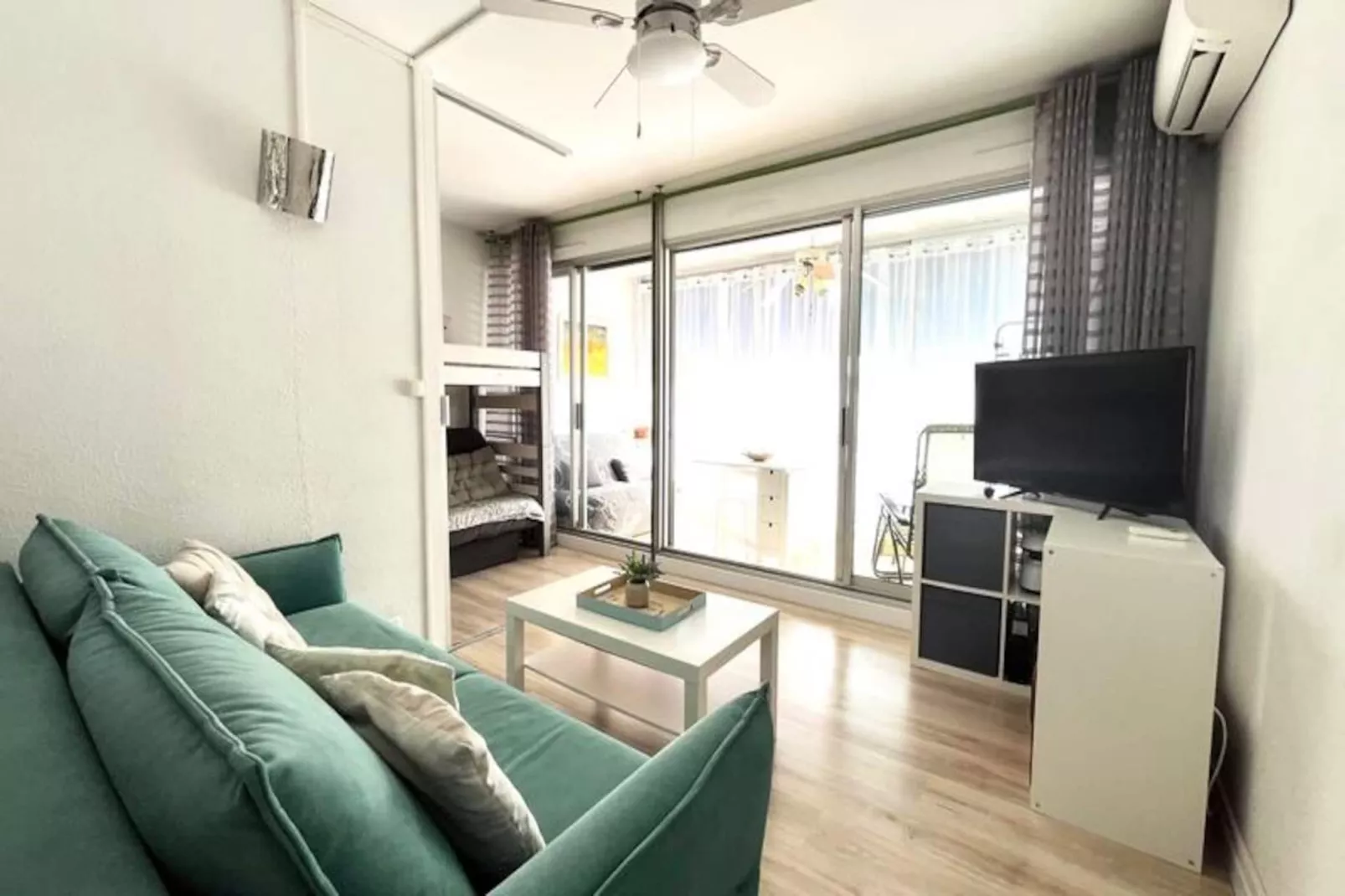 Résidence Les Jardins Du Port-Niet-getagd