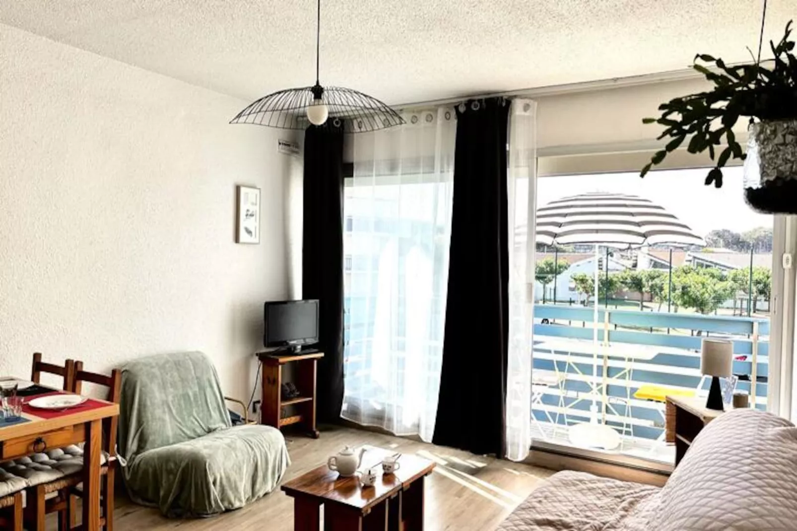 Résidence La Fontaine-Niet-getagd