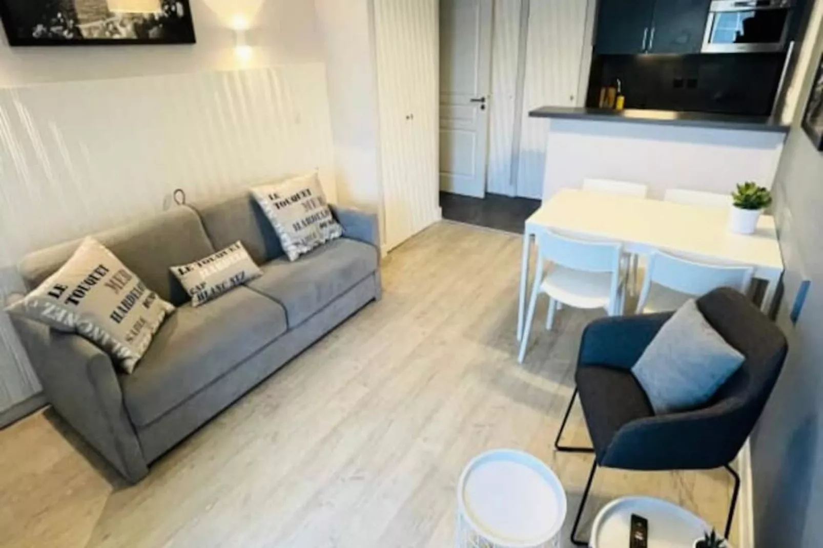 Résidence Charmant Appartement Pour 5 Pers Avec Piscine, Parking Et Tennis-Niet-getagd