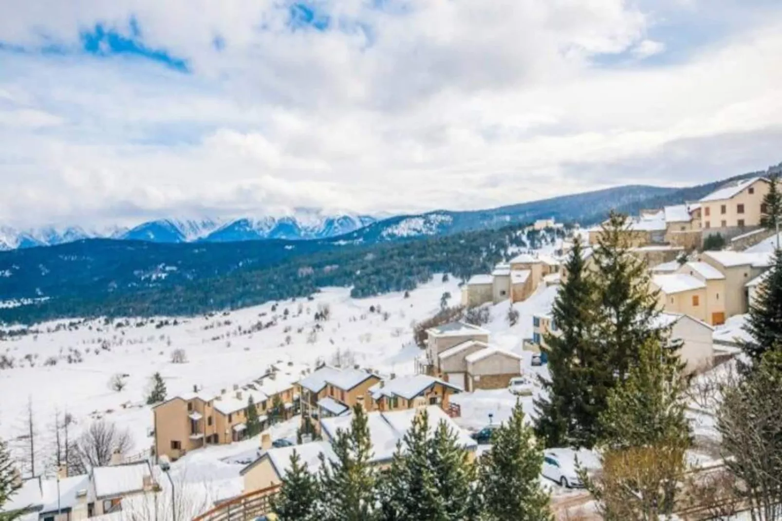VVF Résidence Les Angles Pyrénées-Niet-getagd