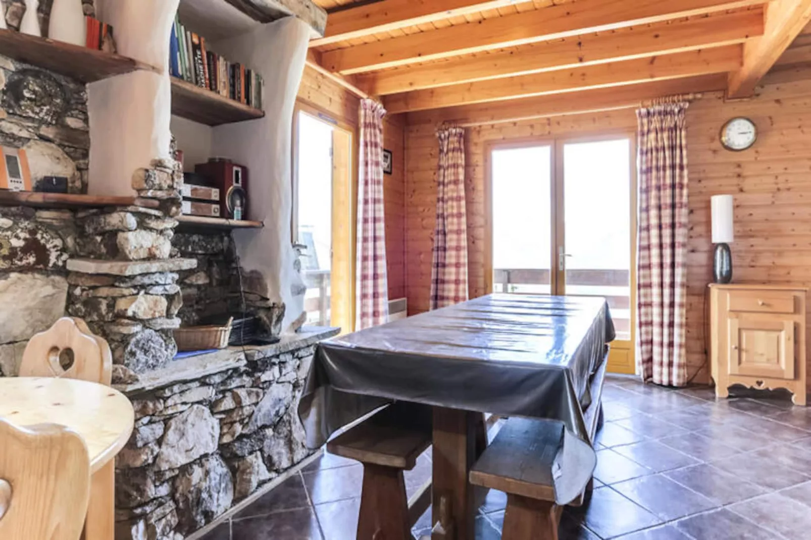 Chalet Forsythia-Niet-getagd