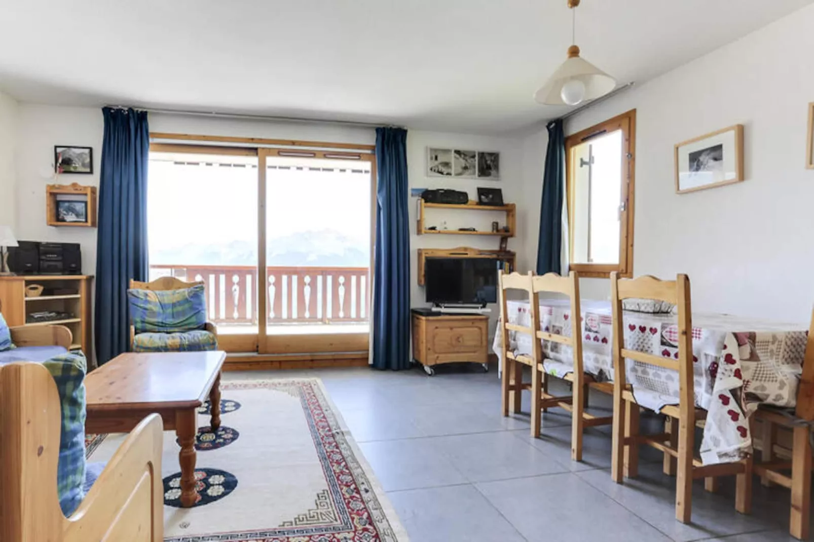 Résidence Presles-Niet-getagd