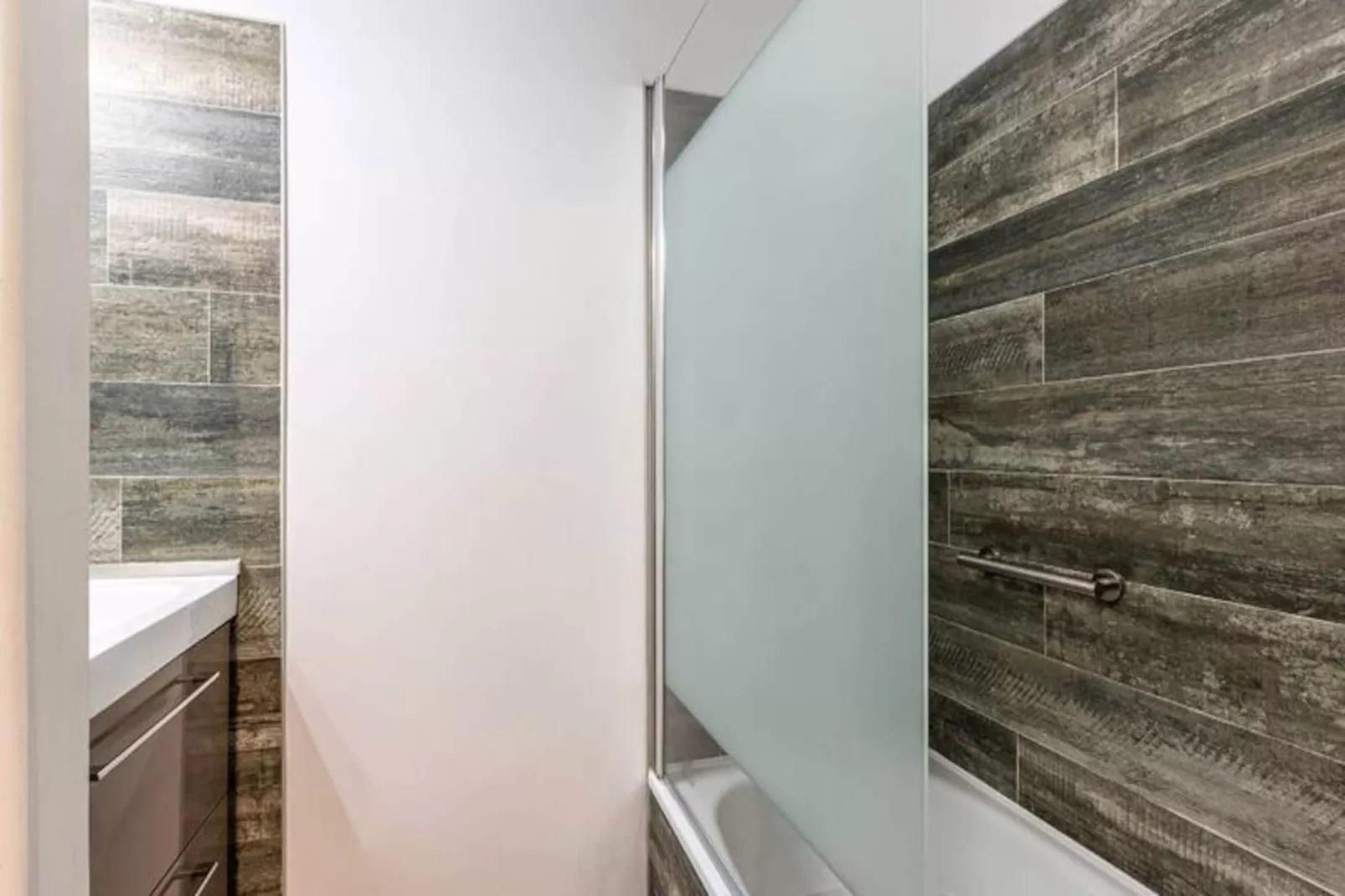 Résidence Lauziere Dessous G-Niet-getagd