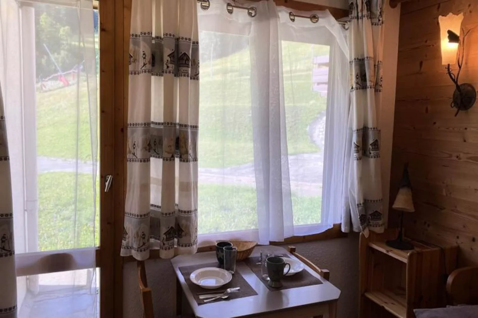 Résidence Riondet G-Niet-getagd