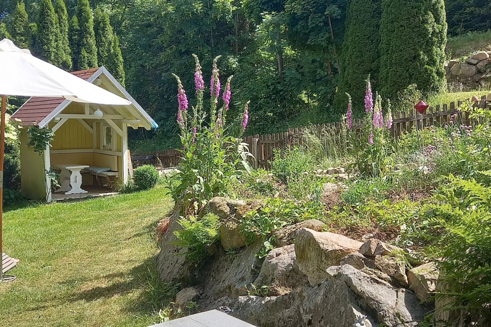 Altes Forsthaus-Tuinen zomer