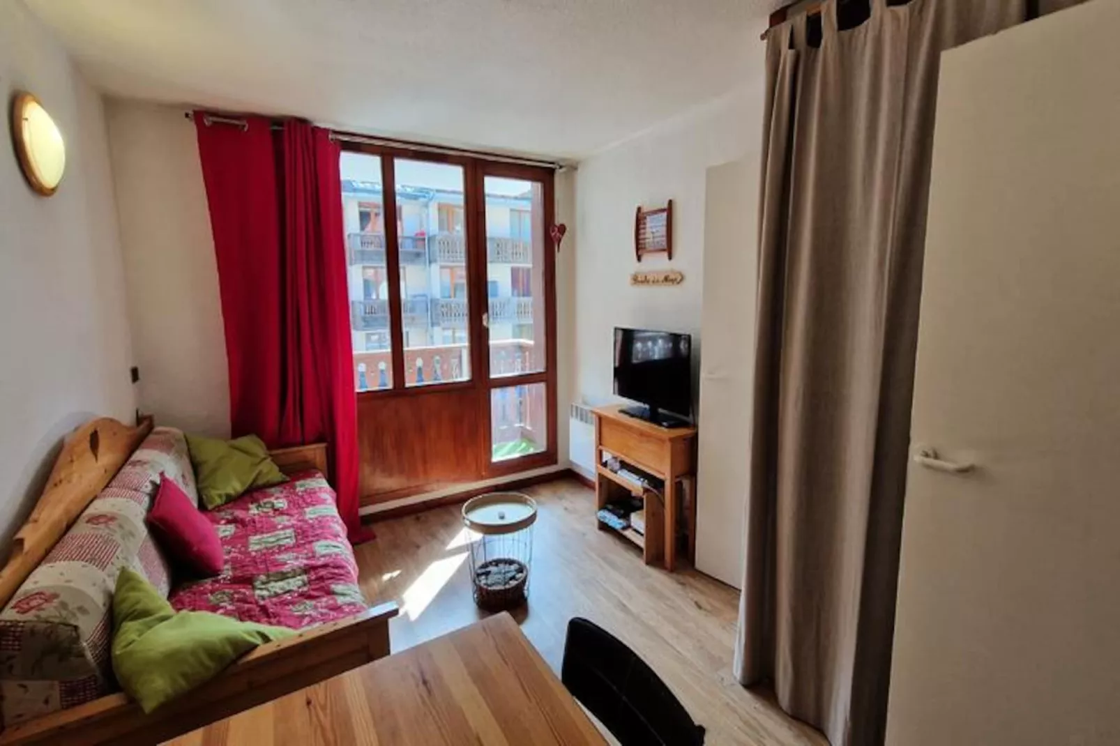 Résidence Chaviere-Niet-getagd