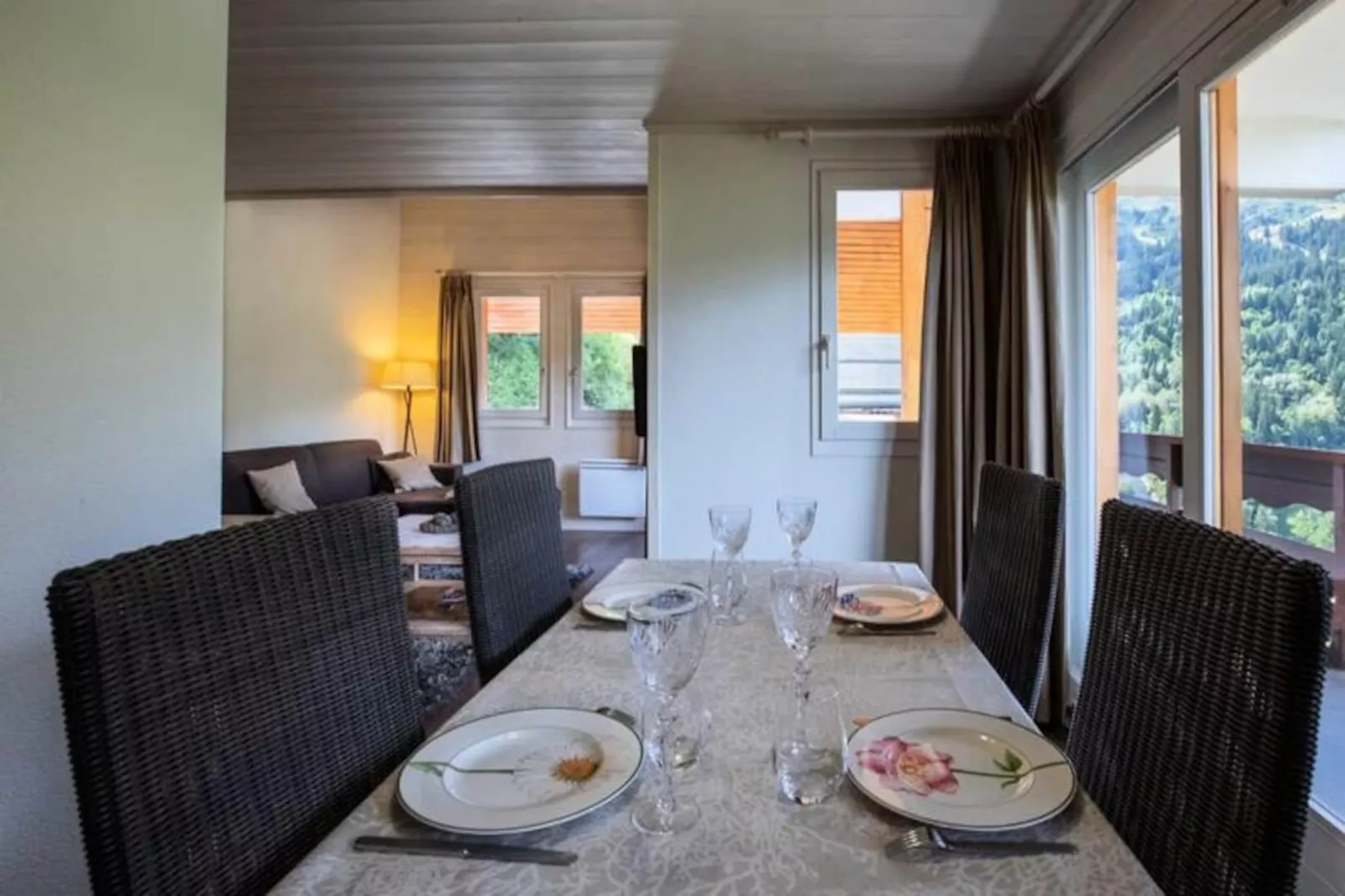 Cybeles 8-Niet-getagd