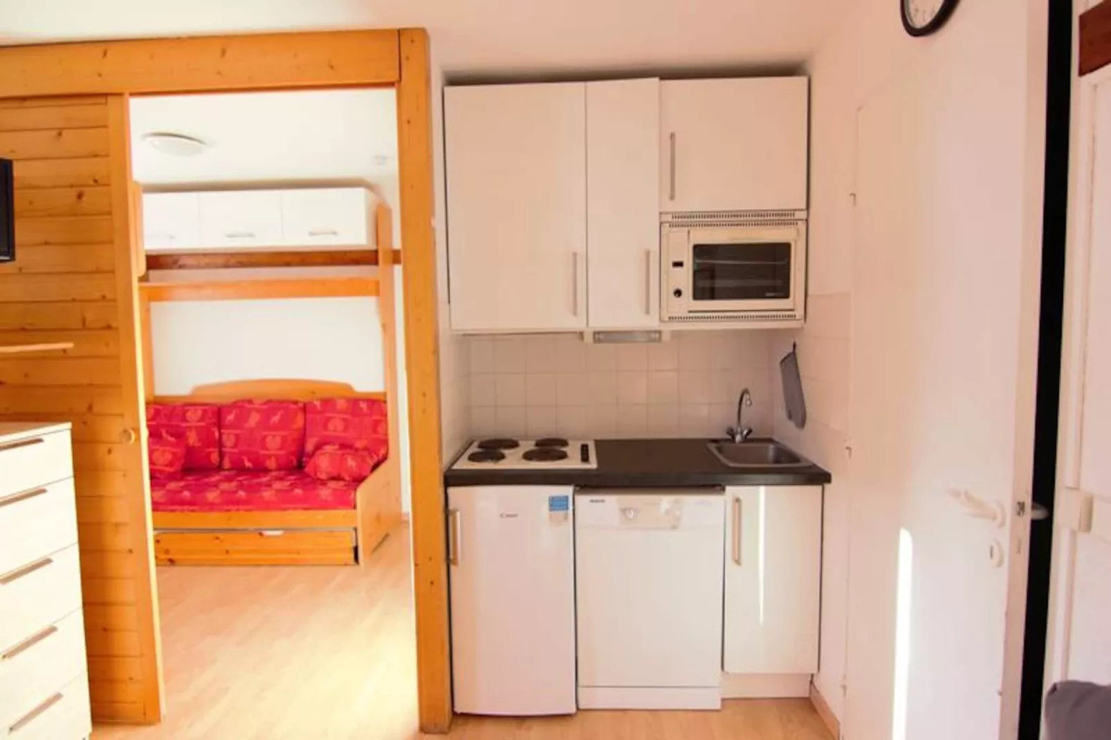 Résidence Reine Blanche-Niet-getagd