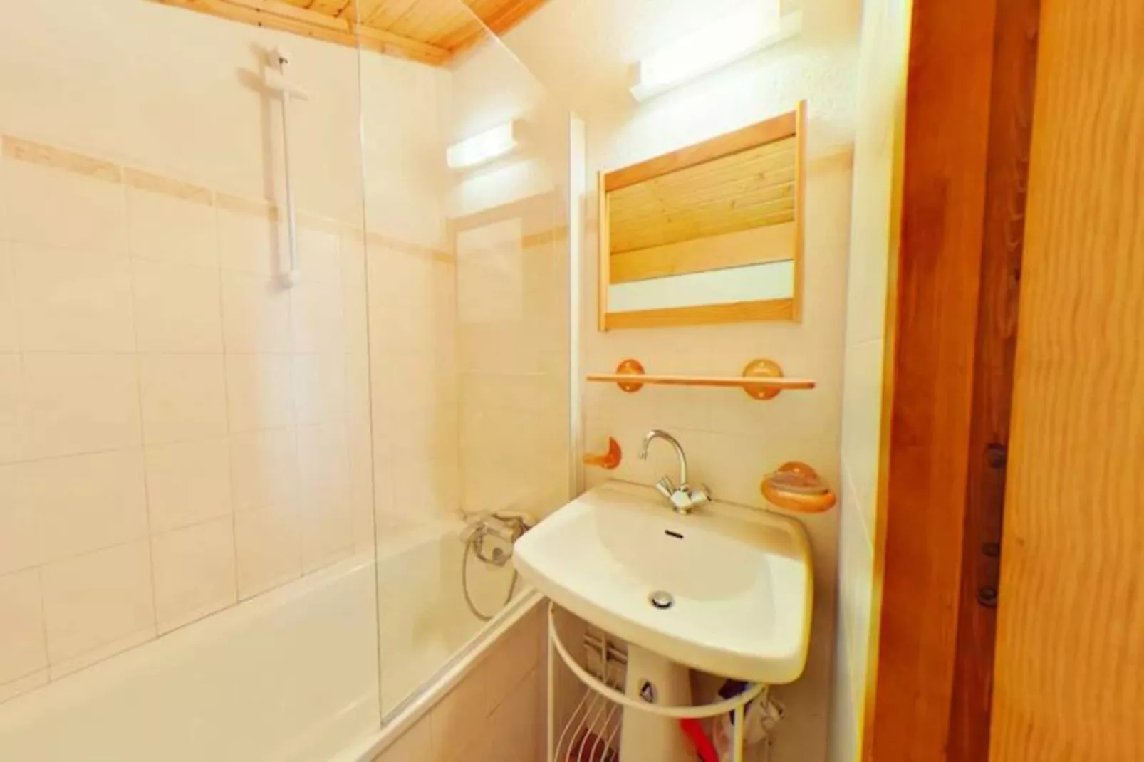 Résidence Karina-Niet-getagd