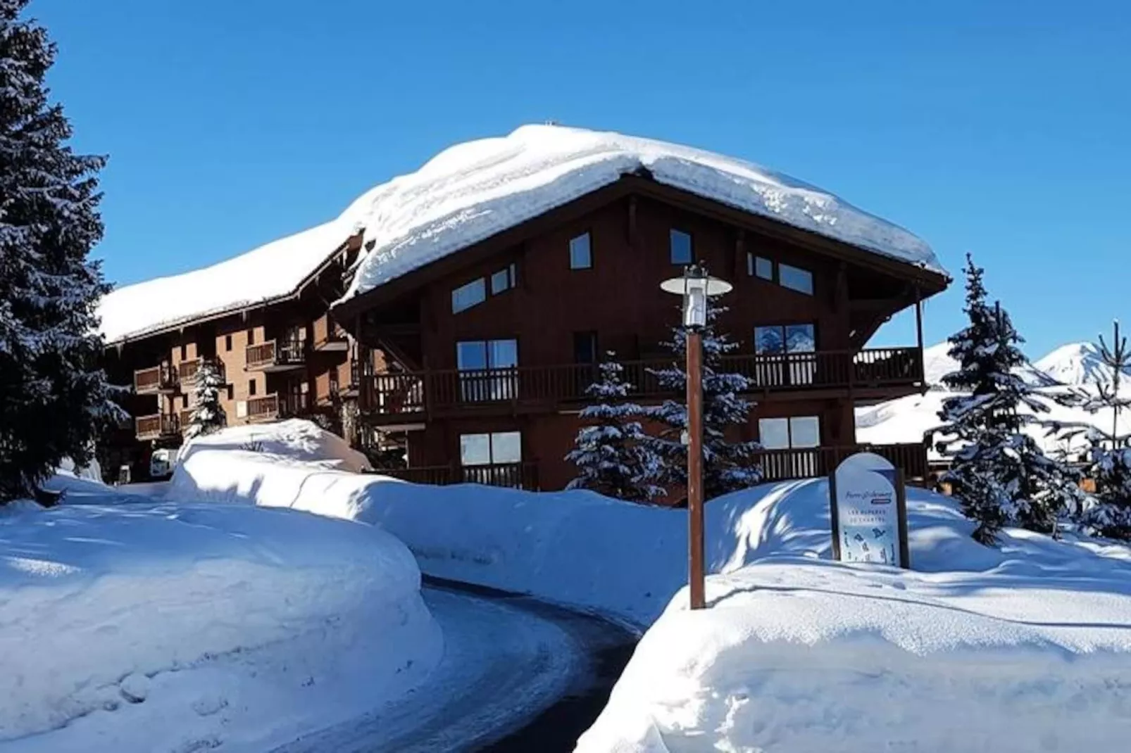 Chalet De La Place-Niet-getagd