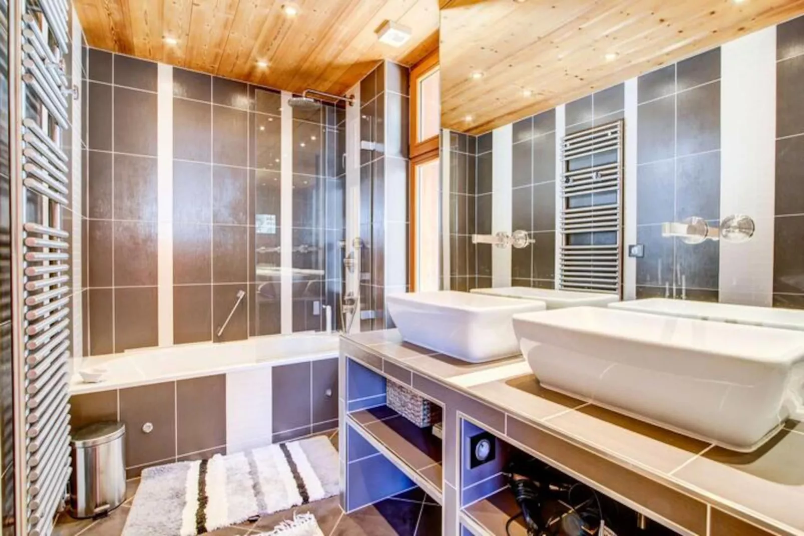 Chalet Le Meleze-Niet-getagd