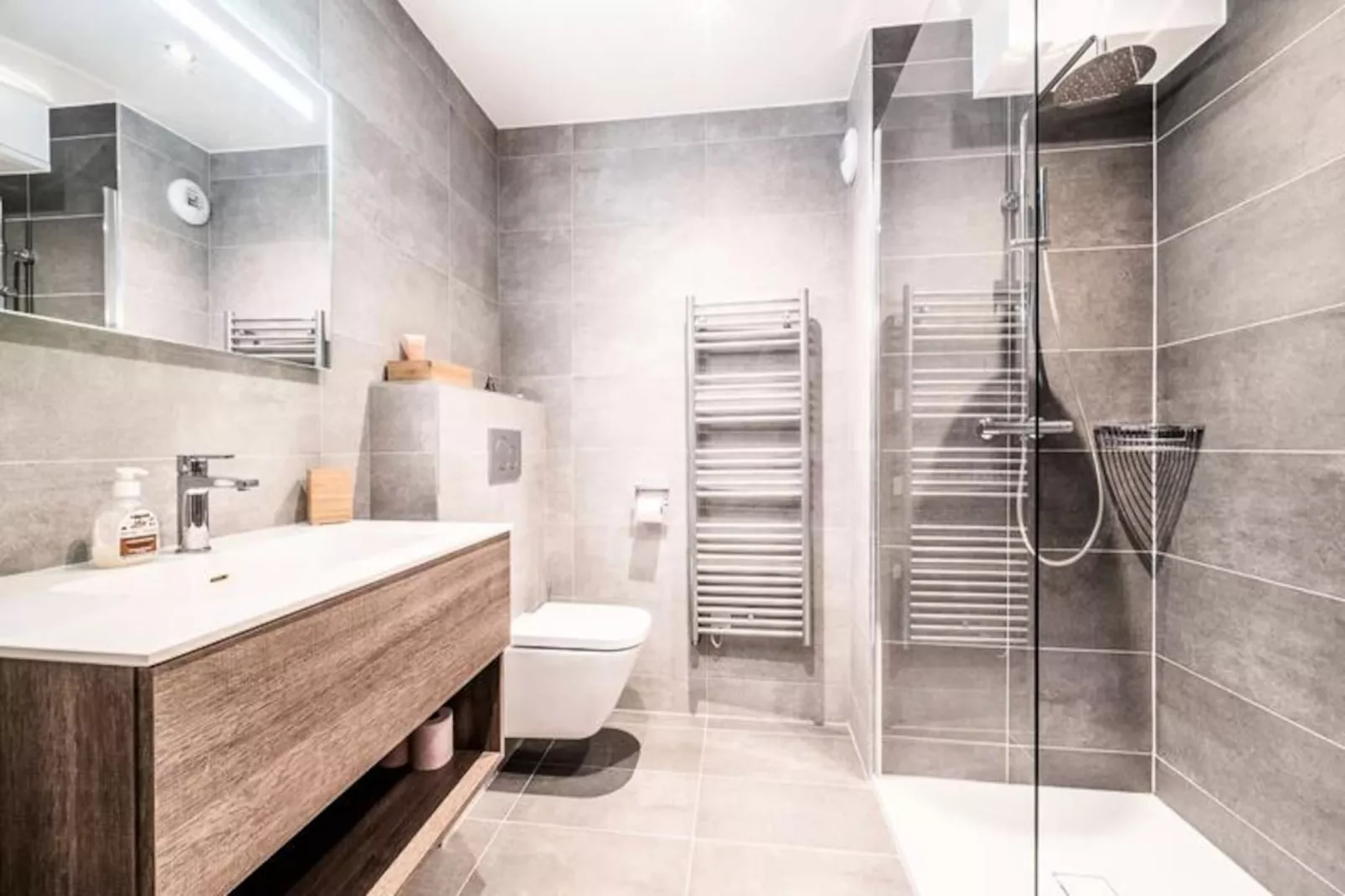 Résidence Les Portes Du Pleney-Niet-getagd