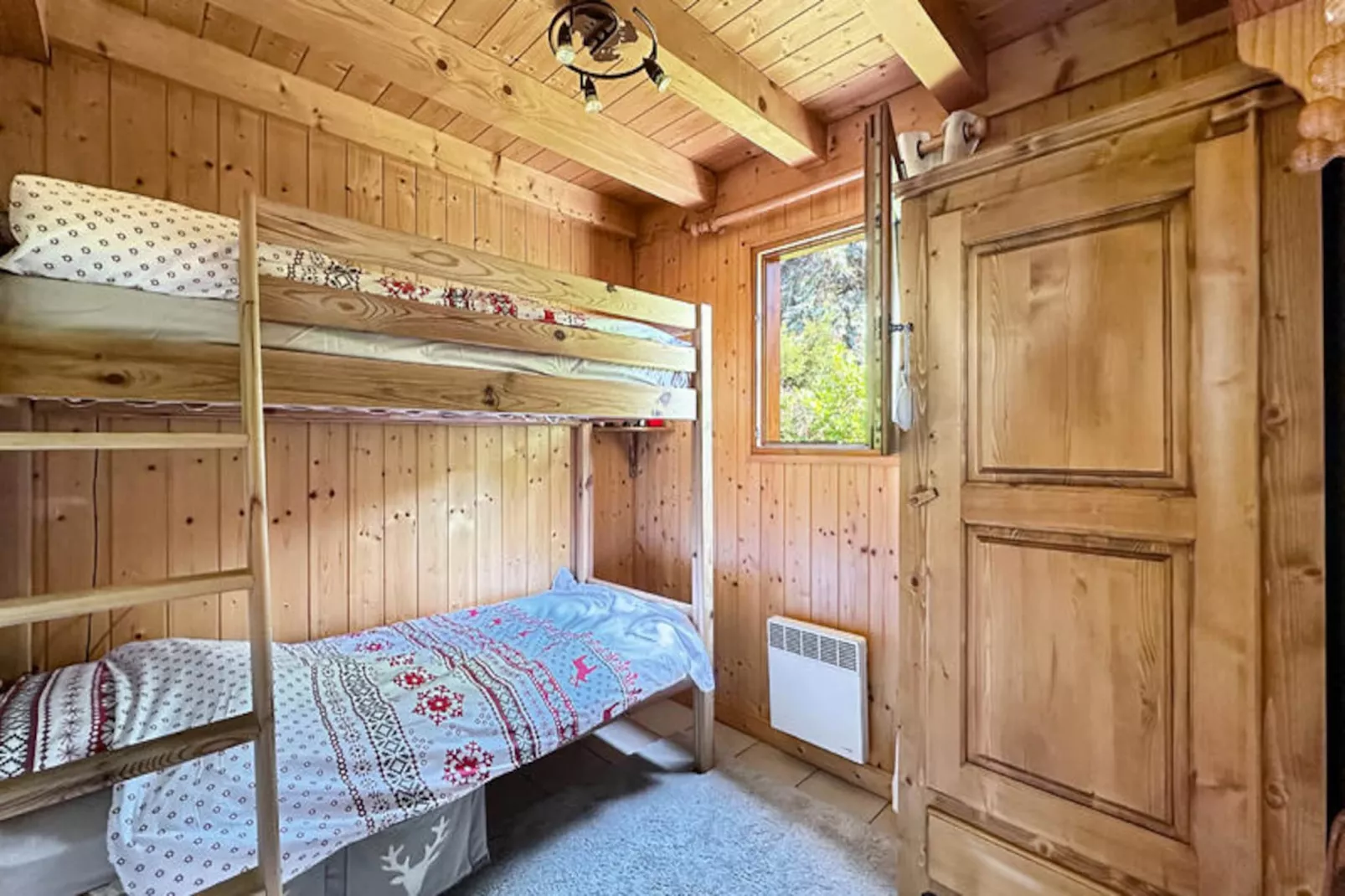 Chalets à Les Carroz-d'Arâches-Niet-getagd