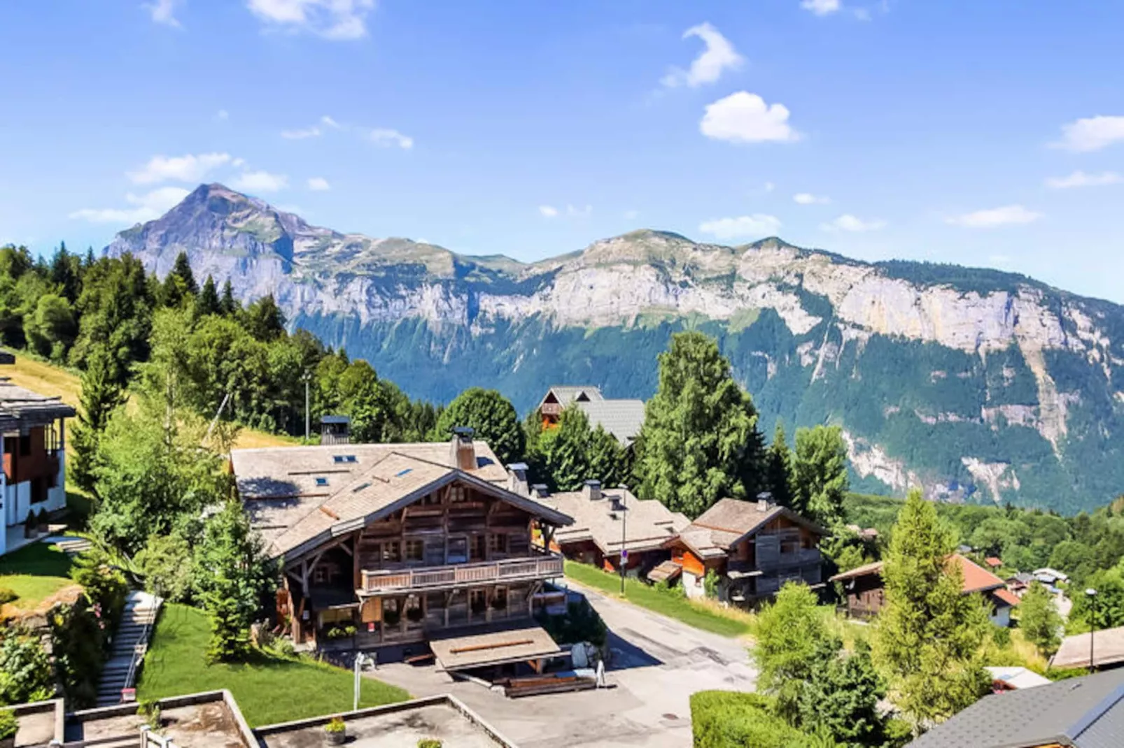 Studio à Les Carroz-d'Arâches-Niet-getagd